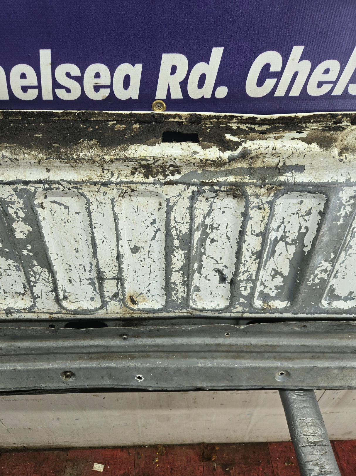 2009-2014 Ford F150 Tailgate - Oxford White