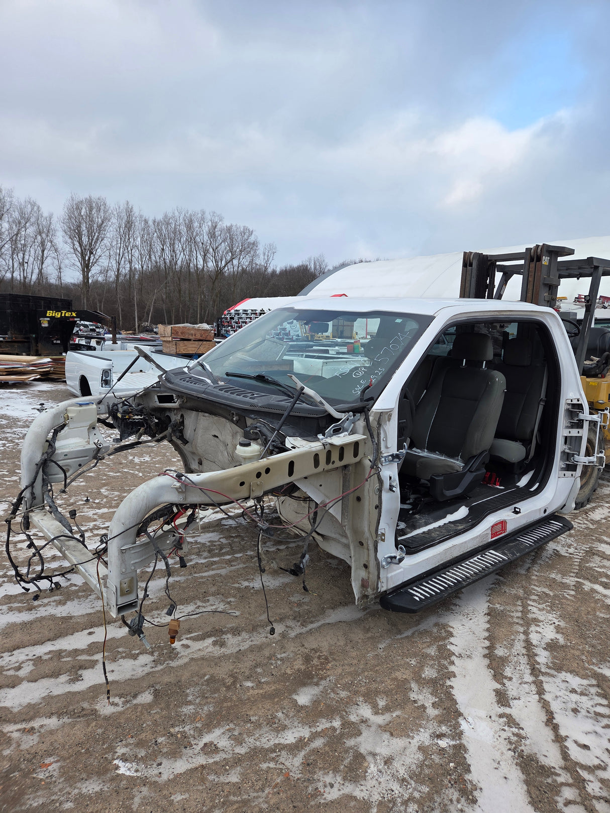 2015-2020 Ford F150 4 Door Extended Super Cab - Oxford White