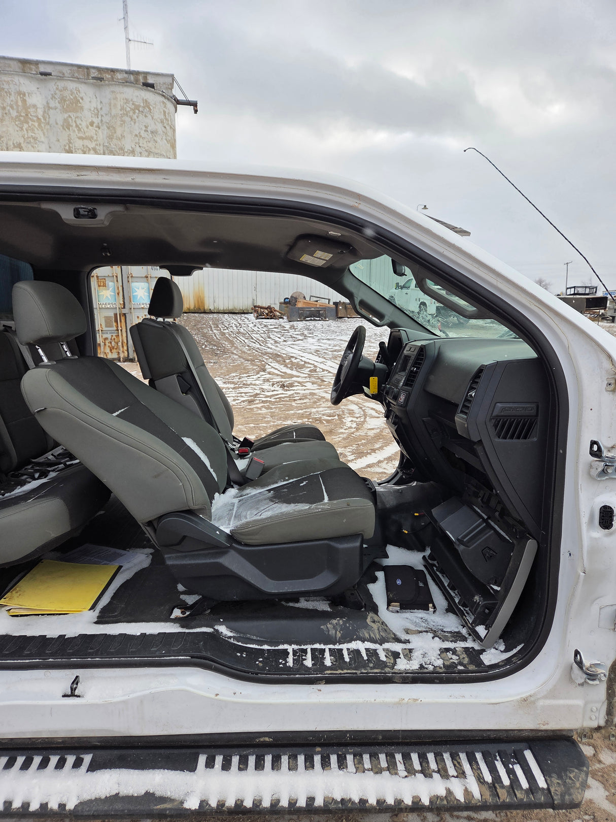 2015-2020 Ford F150 4 Door Extended Super Cab - Oxford White