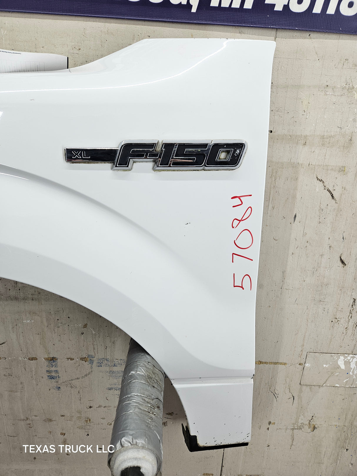 2009-2014 Ford F150 LH Driver Fender - Oxford White