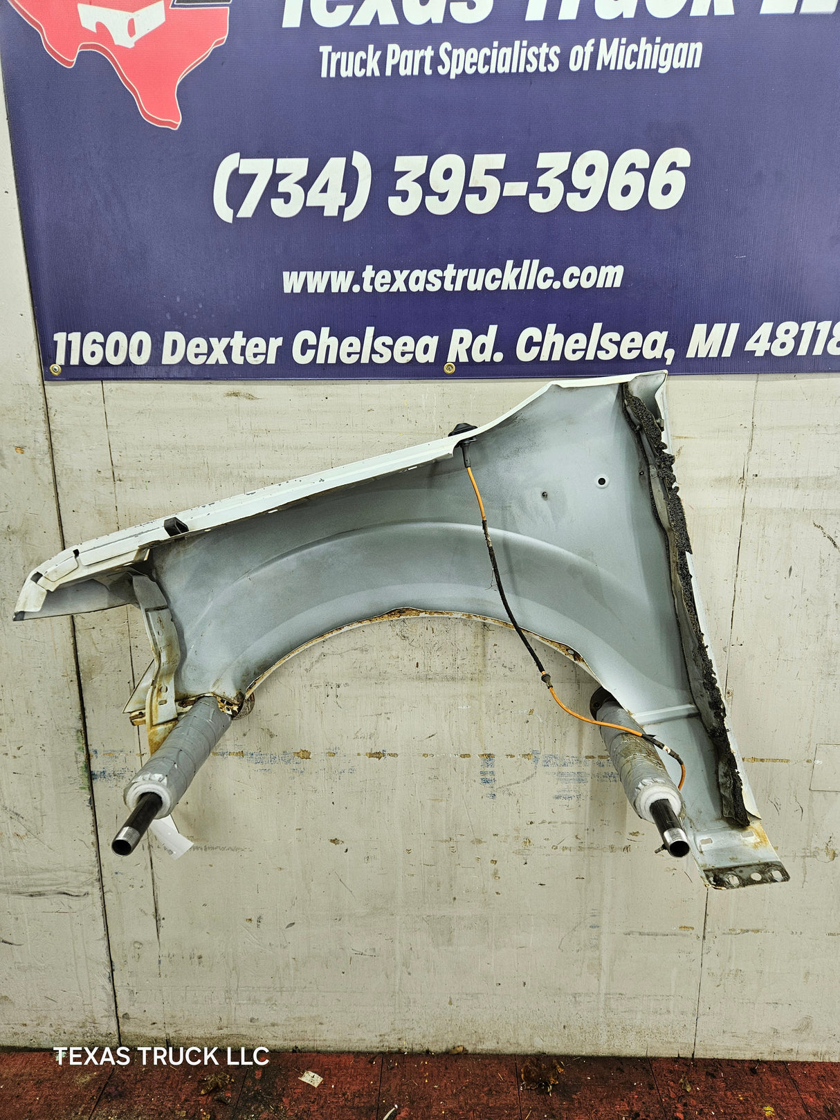 2009-2014 Ford F150 RH Passenger Fender - Oxford White