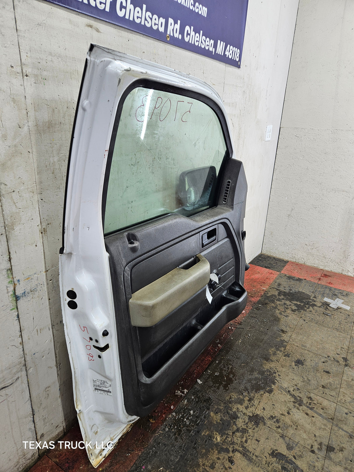 2009-2014 Ford F150 LH Driver Side Front Door
