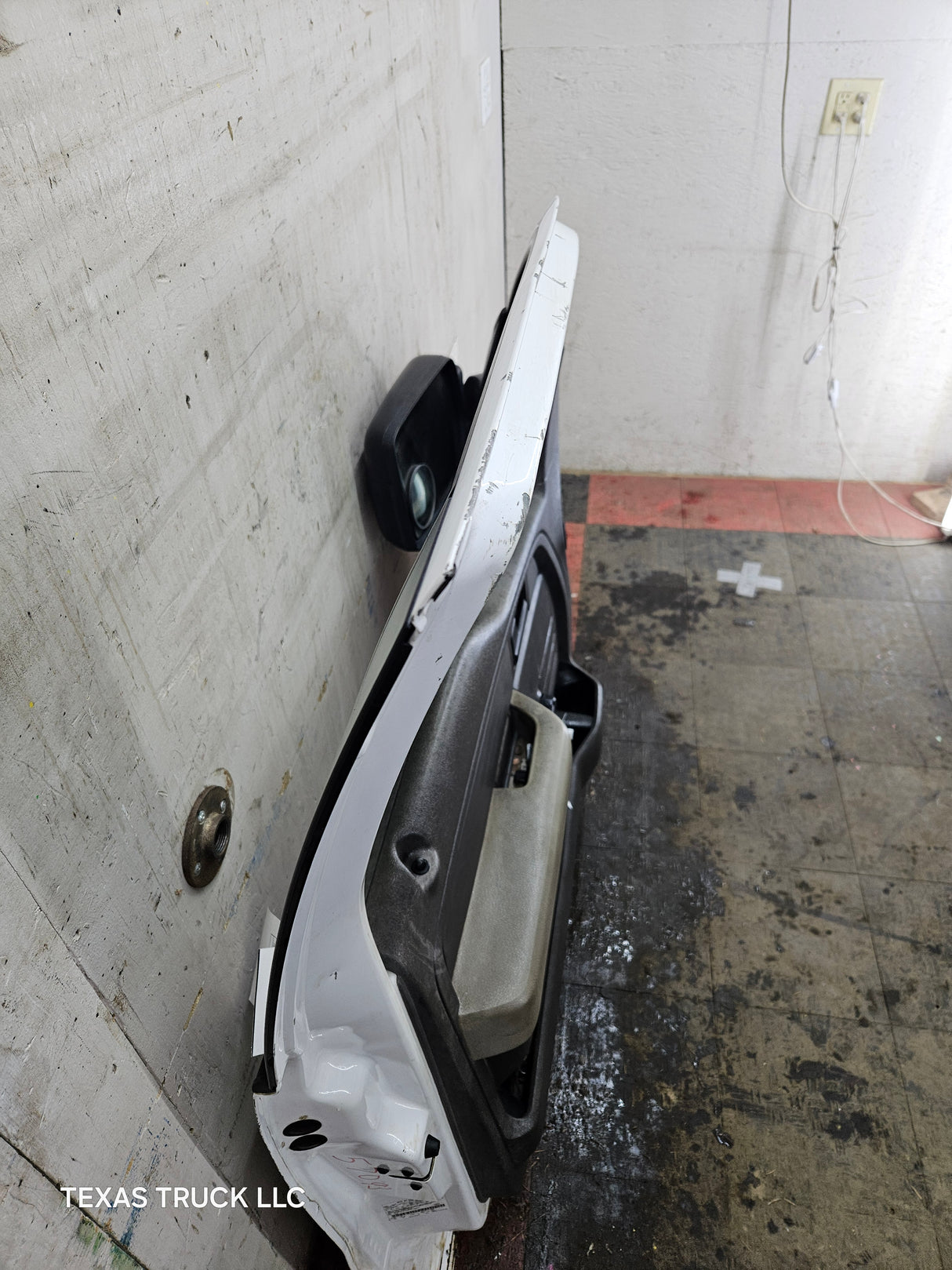 2009-2014 Ford F150 LH Driver Side Front Door