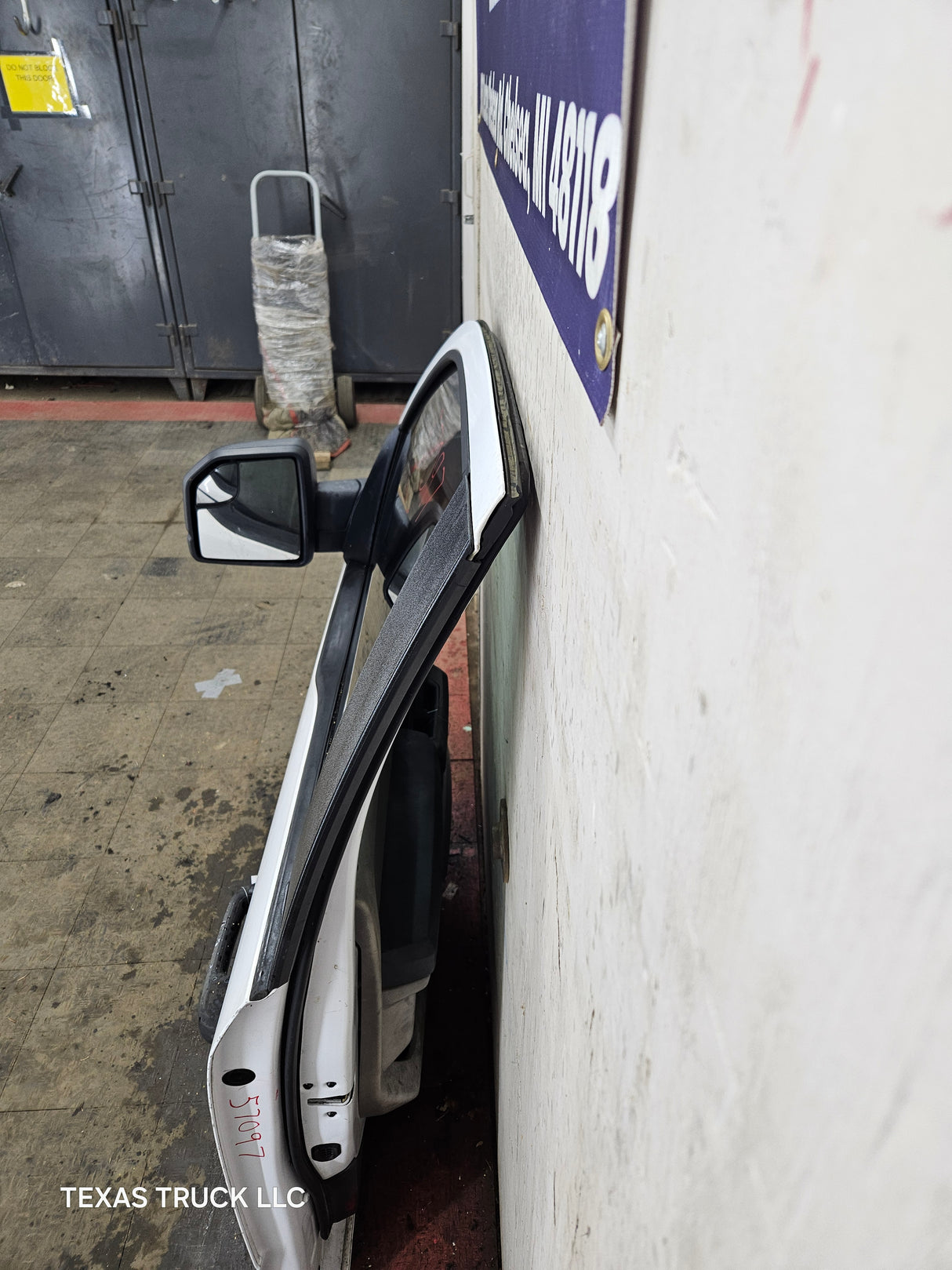 2015-2022 Ford F150 / Super Duty Driver Front Door LH F250 F350 F450 F550