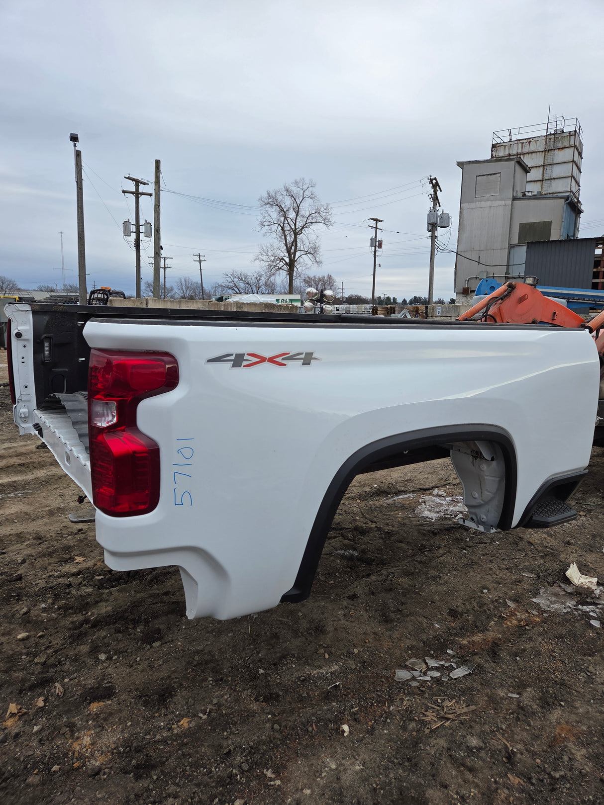 2019-2025 Chevrolet Silverado 2500 3500 HD 6' 6" Short Truck Bed