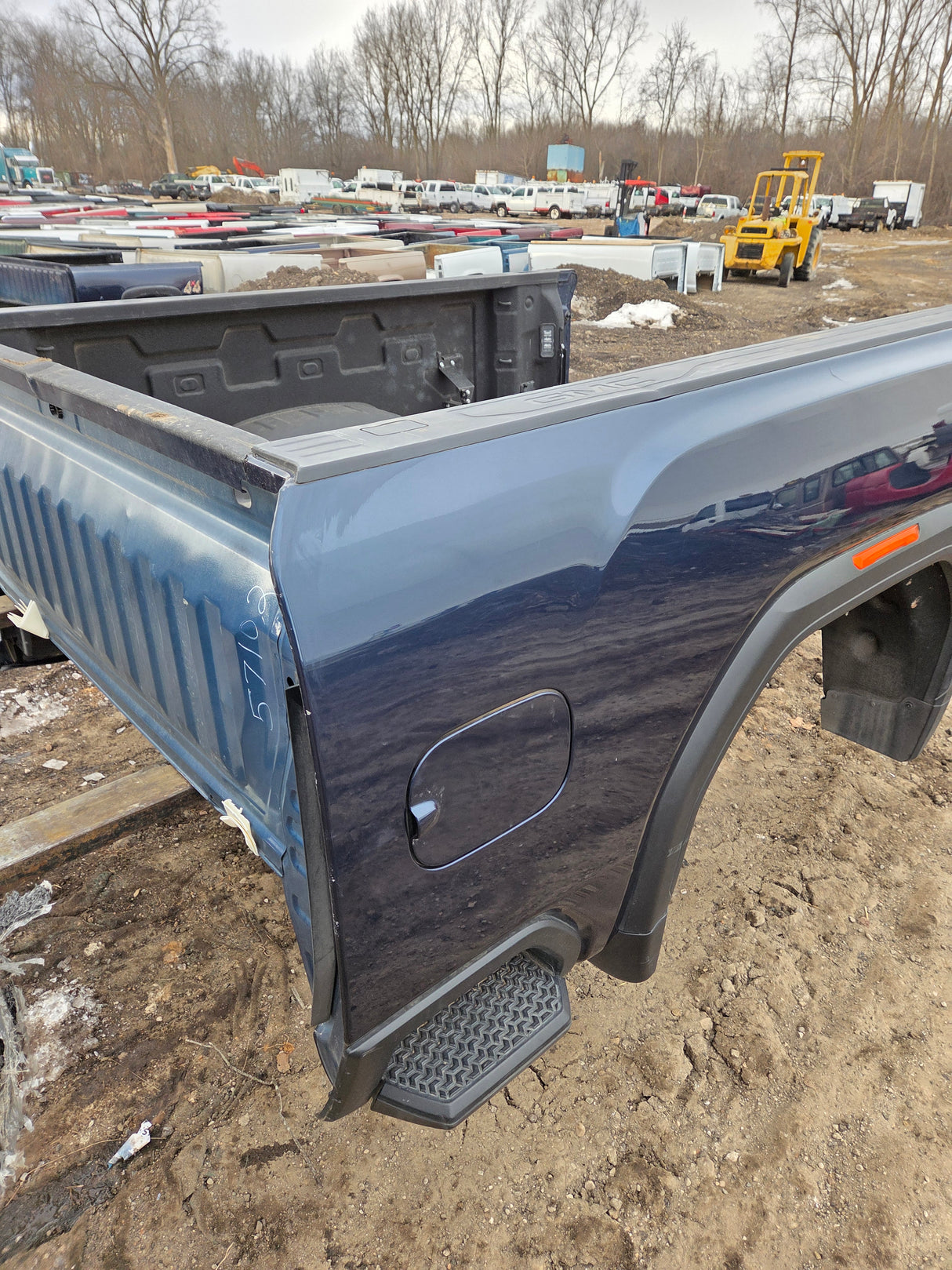 2019-2025 GMC Sierra 2500 3500 HD 6' 6" Short Truck Bed - Blue