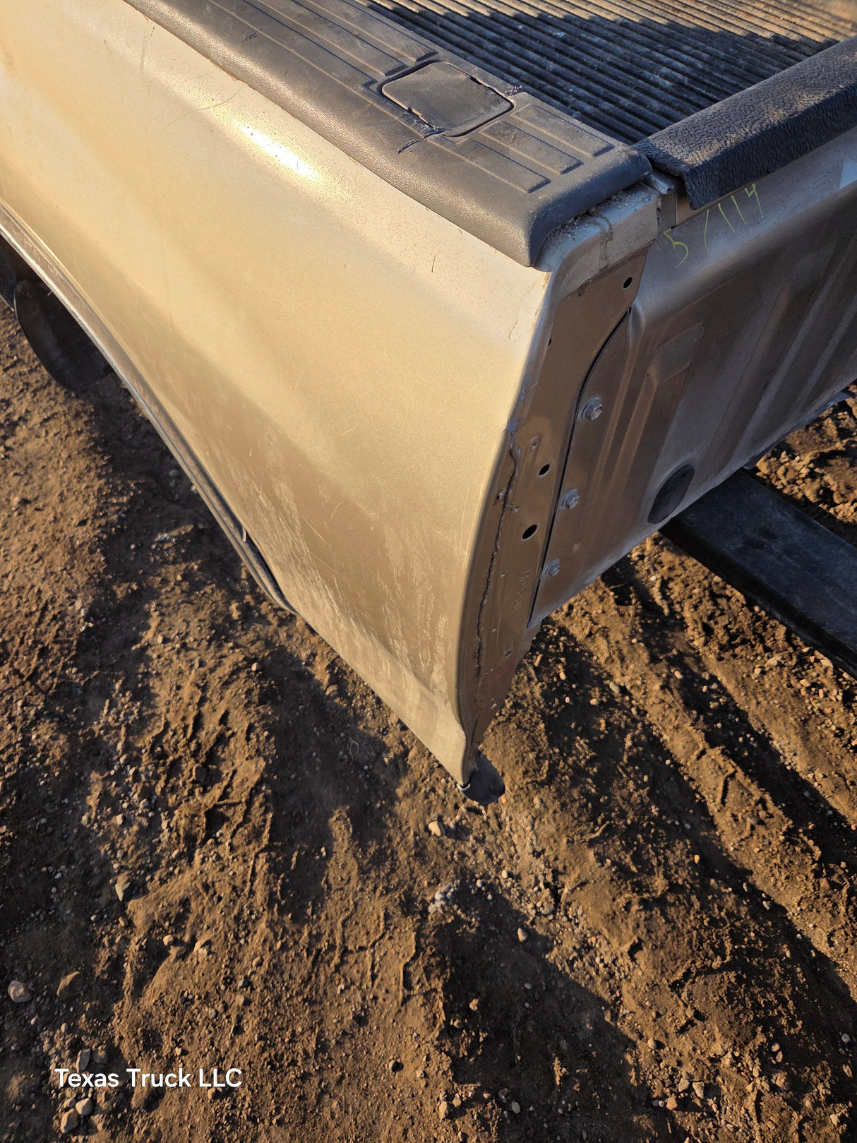 1999-2006 Toyota Tundra Short Bed 6.5' Truck Bed