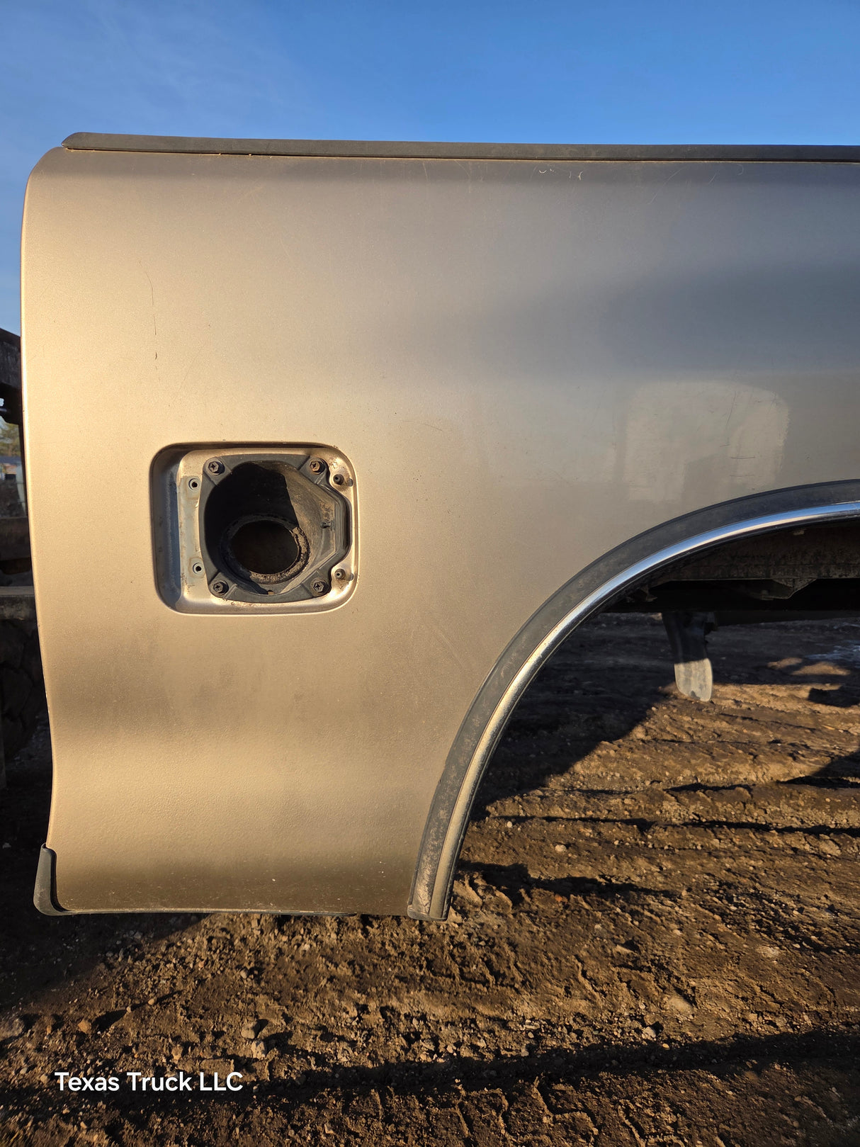 1999-2006 Toyota Tundra Short Bed 6.5' Truck Bed