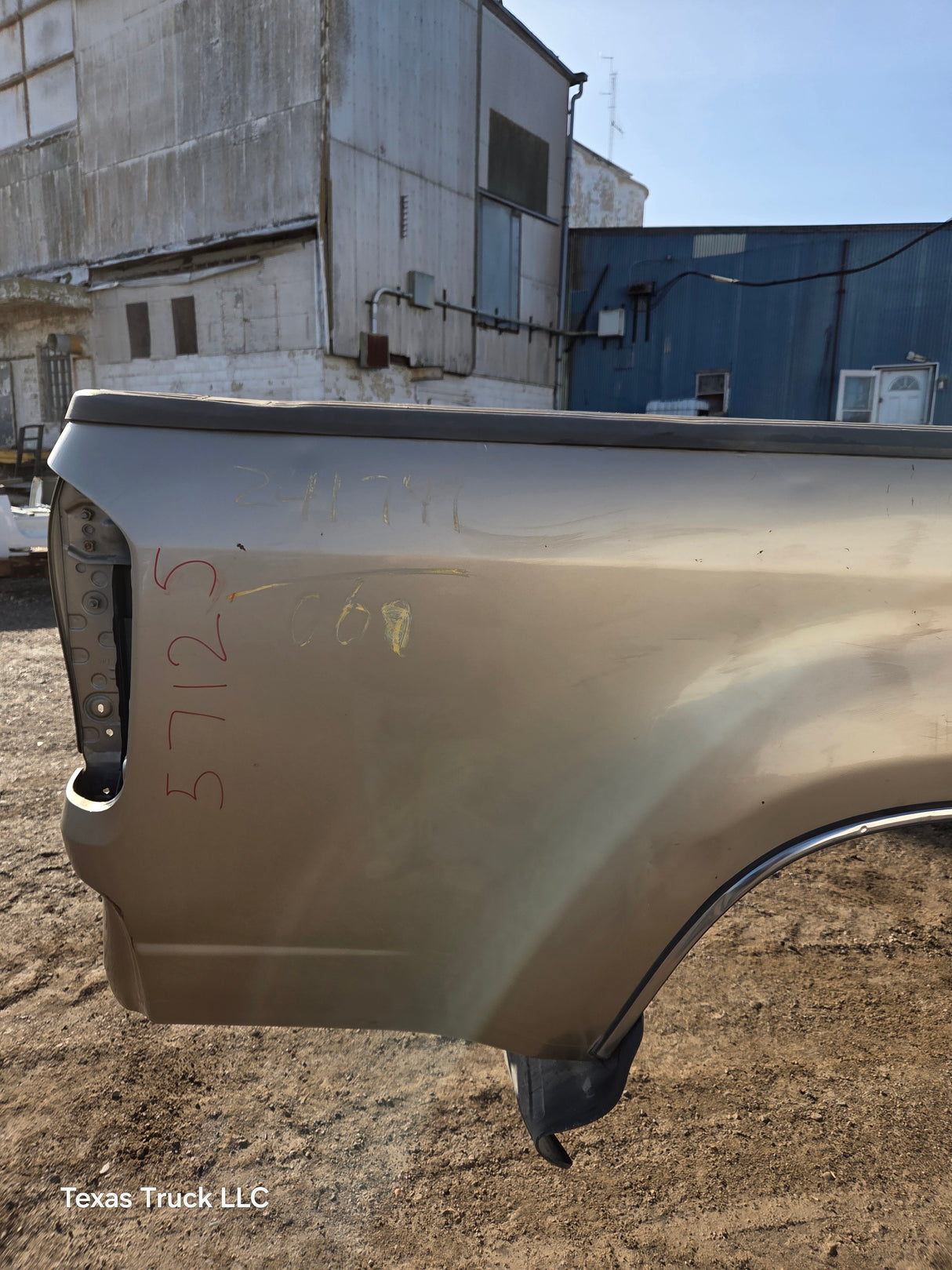 1999-2006 Toyota Tundra Short Bed 6.5' Truck Bed