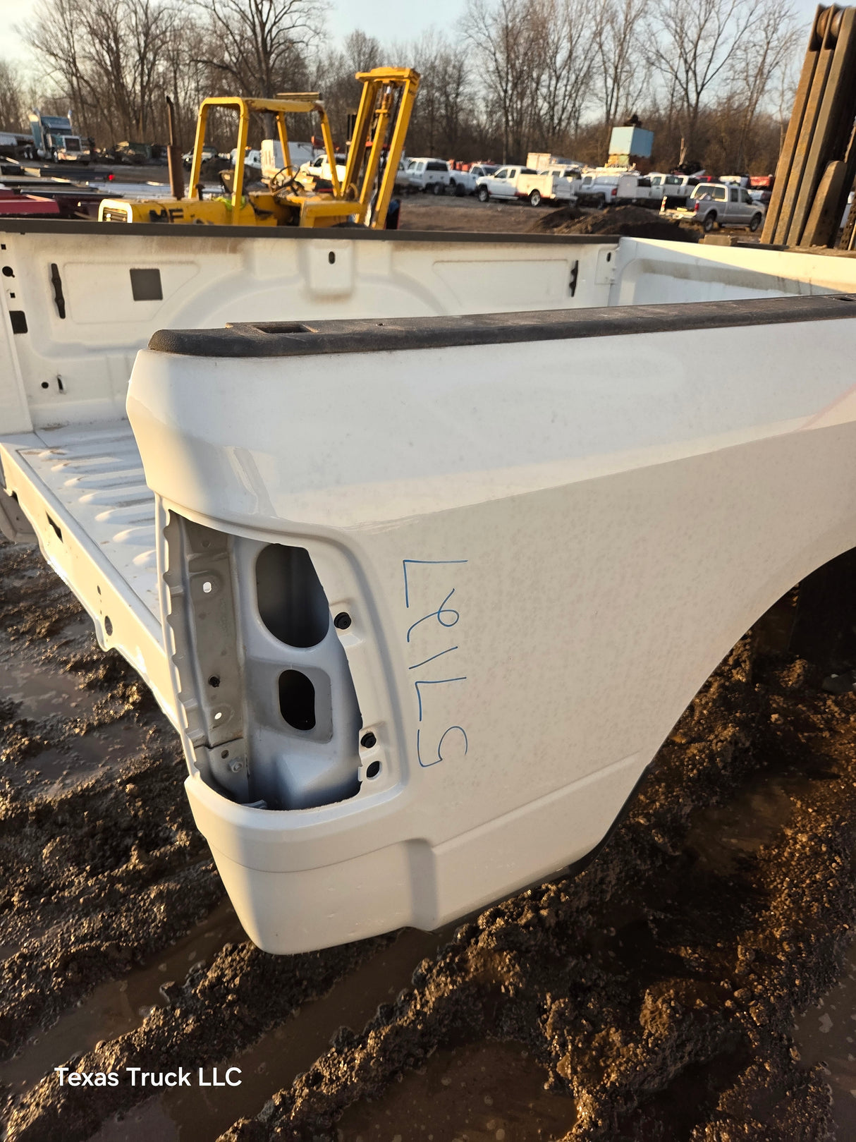 2019-2025 Dodge Ram 2500 3500 5th Gen 8' Long Truck Bed - White