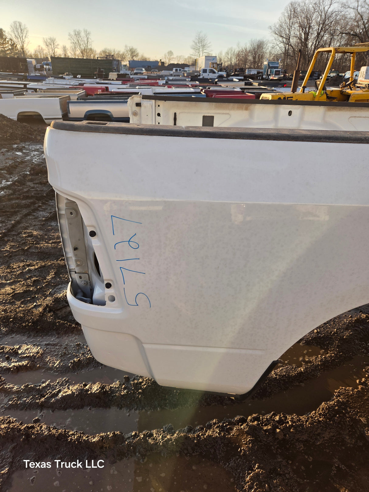 2019-2025 Dodge Ram 2500 3500 5th Gen 8' Long Truck Bed - White