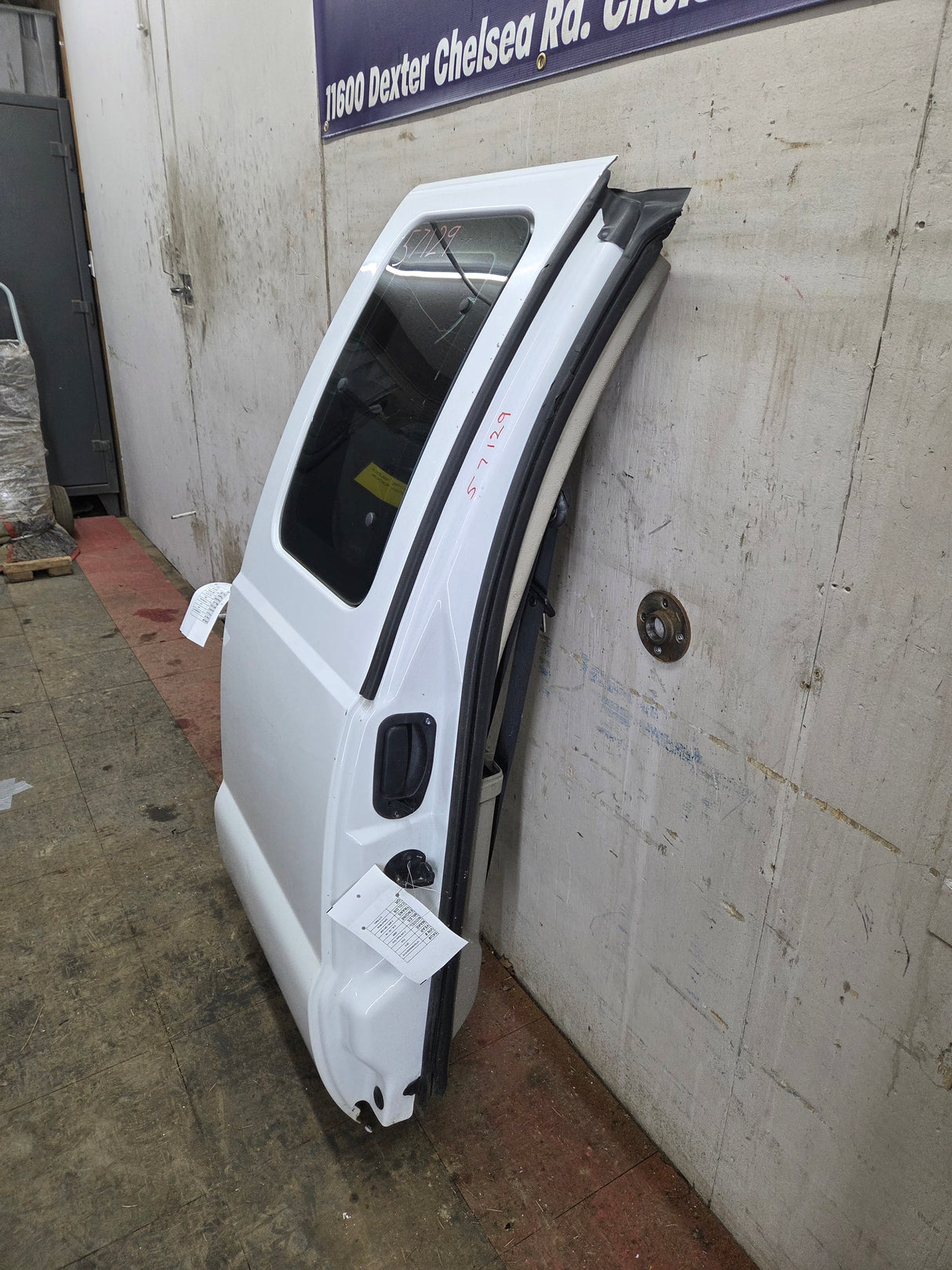 2008-2016 Ford Super Duty F250 F350 F450 F550 RH Extended Cab Passenger Side Rear Door