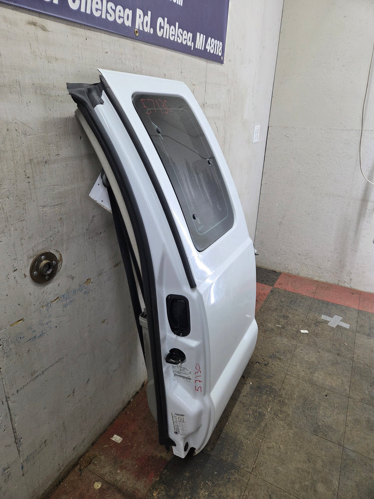 2008-2016 Ford Super Duty F250 F350 F450 F550 LH Extended Cab Driver Side Rear Door