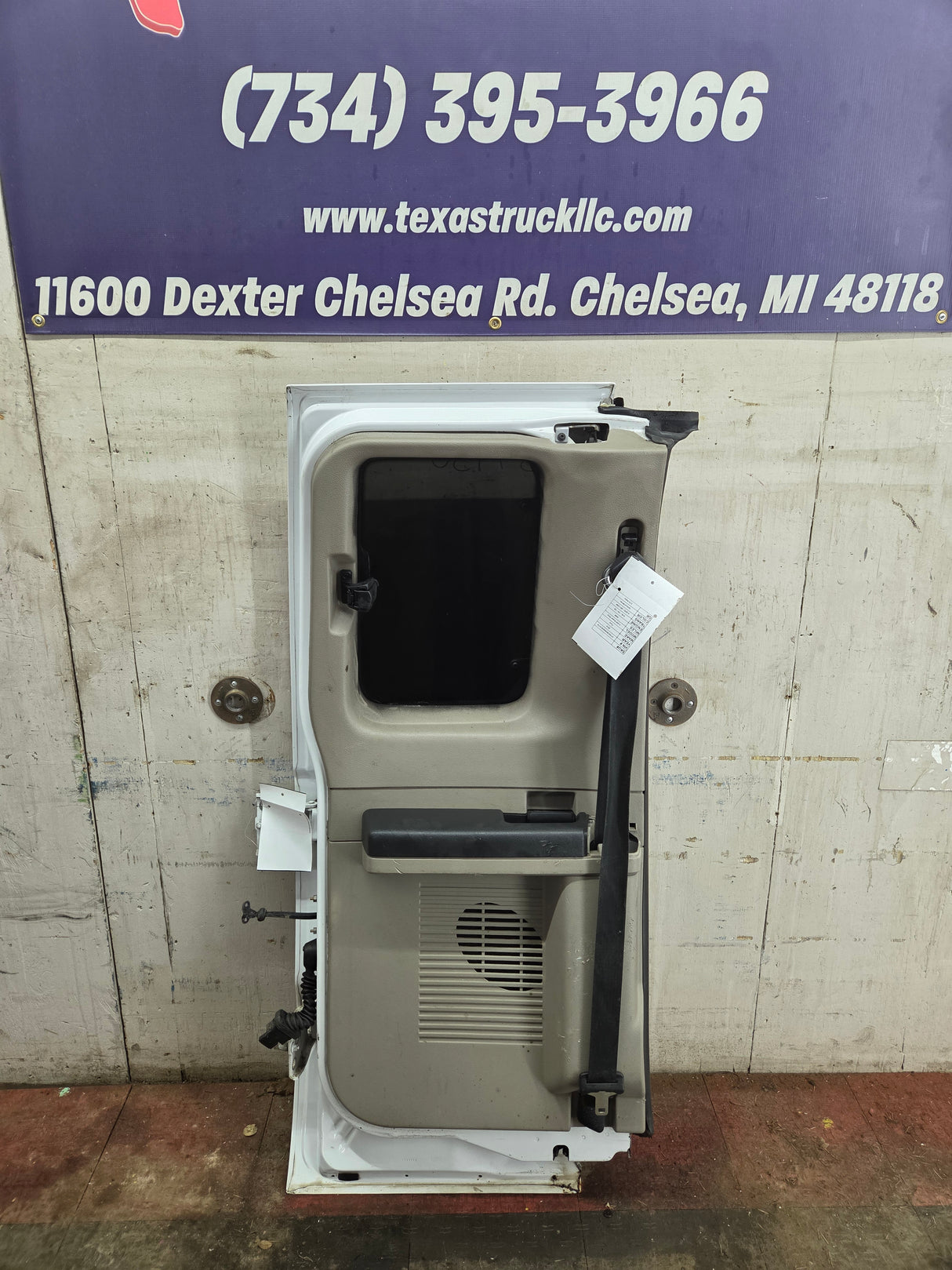 2008-2016 Ford Super Duty F250 F350 F450 F550 LH Extended Cab Driver Side Rear Door