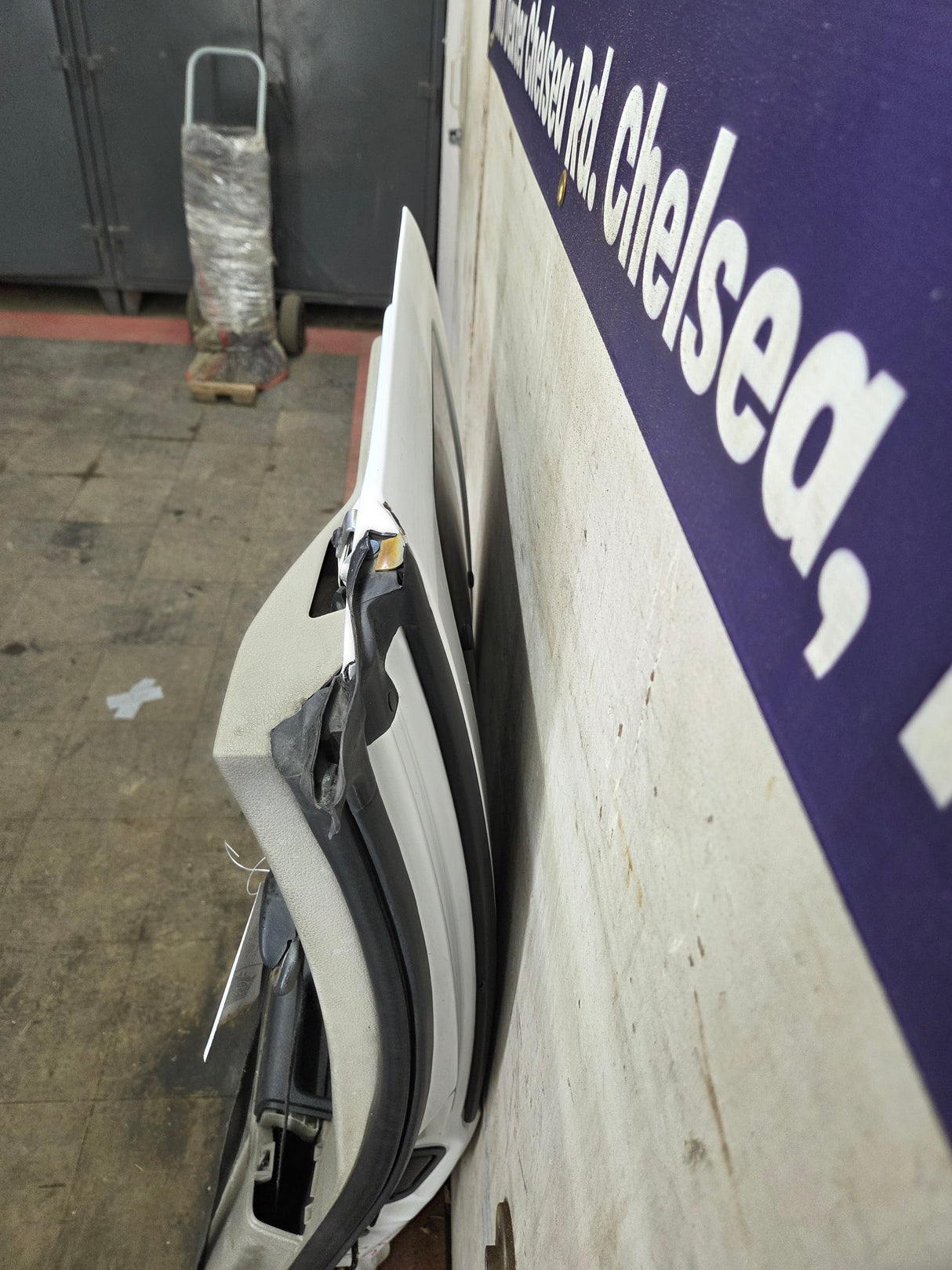 2008-2016 Ford Super Duty F250 F350 F450 F550 LH Extended Cab Driver Side Rear Door