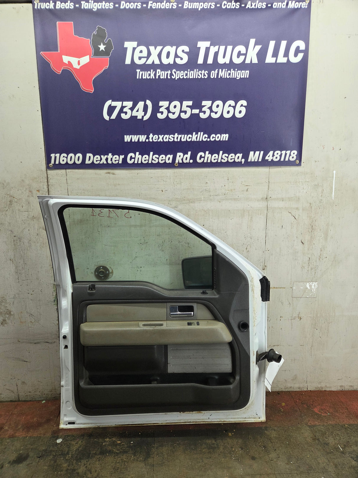 2009-2014 Ford F150 LH Driver Side Front Door