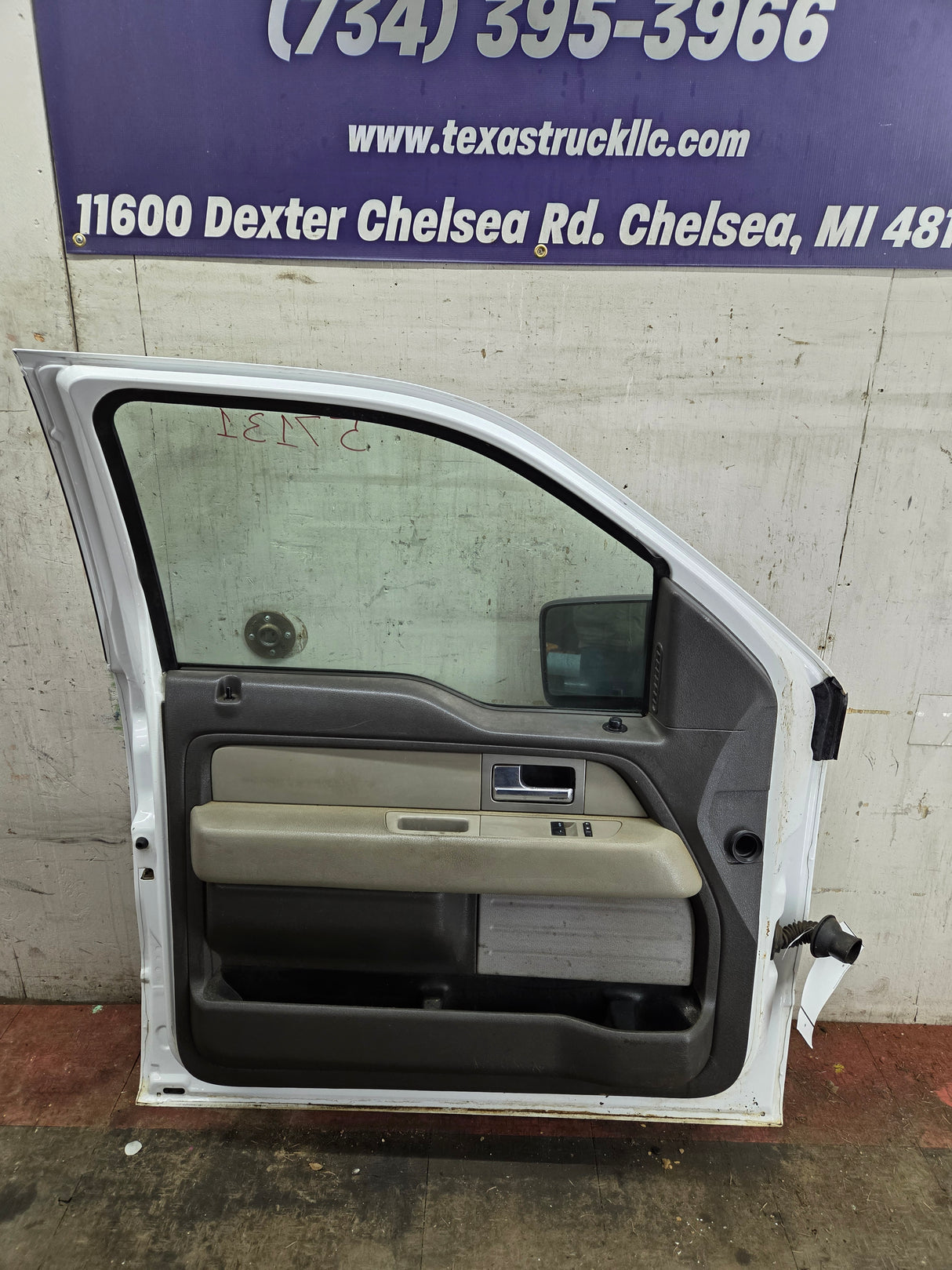 2009-2014 Ford F150 LH Driver Side Front Door