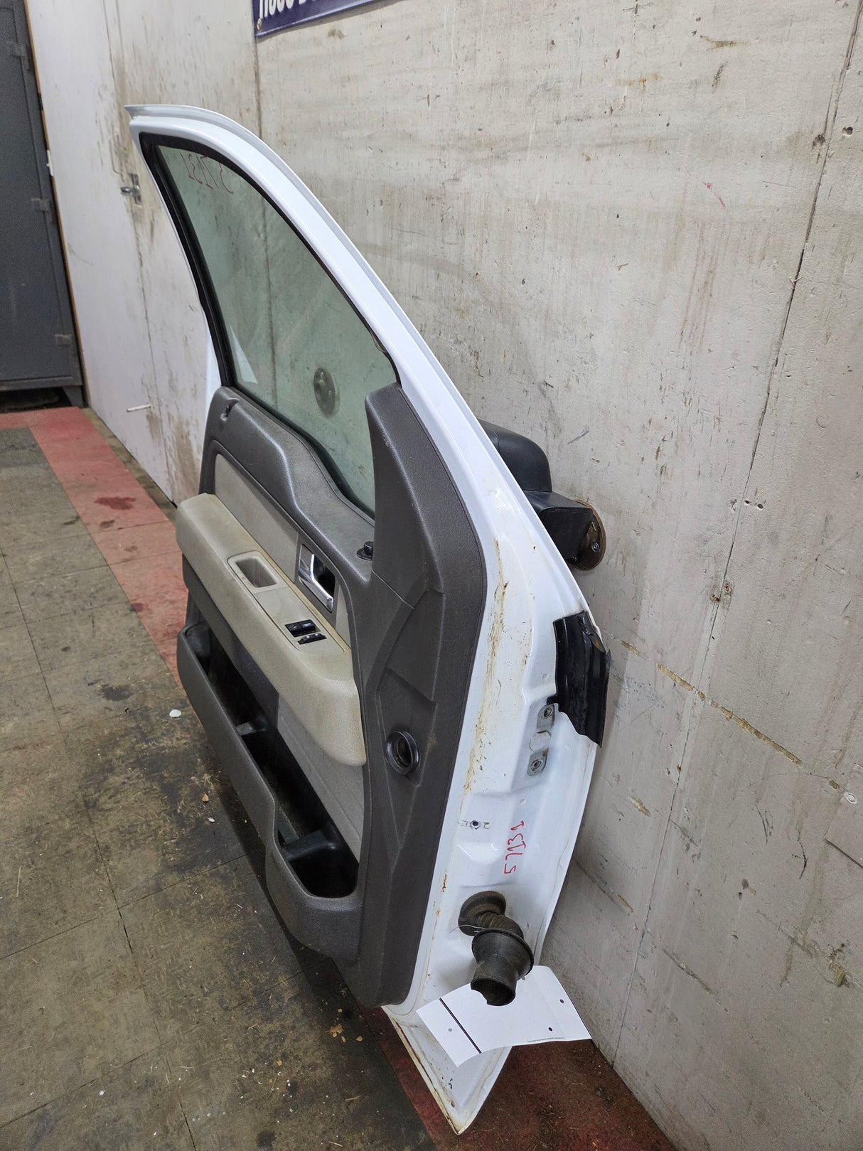 2009-2014 Ford F150 LH Driver Side Front Door