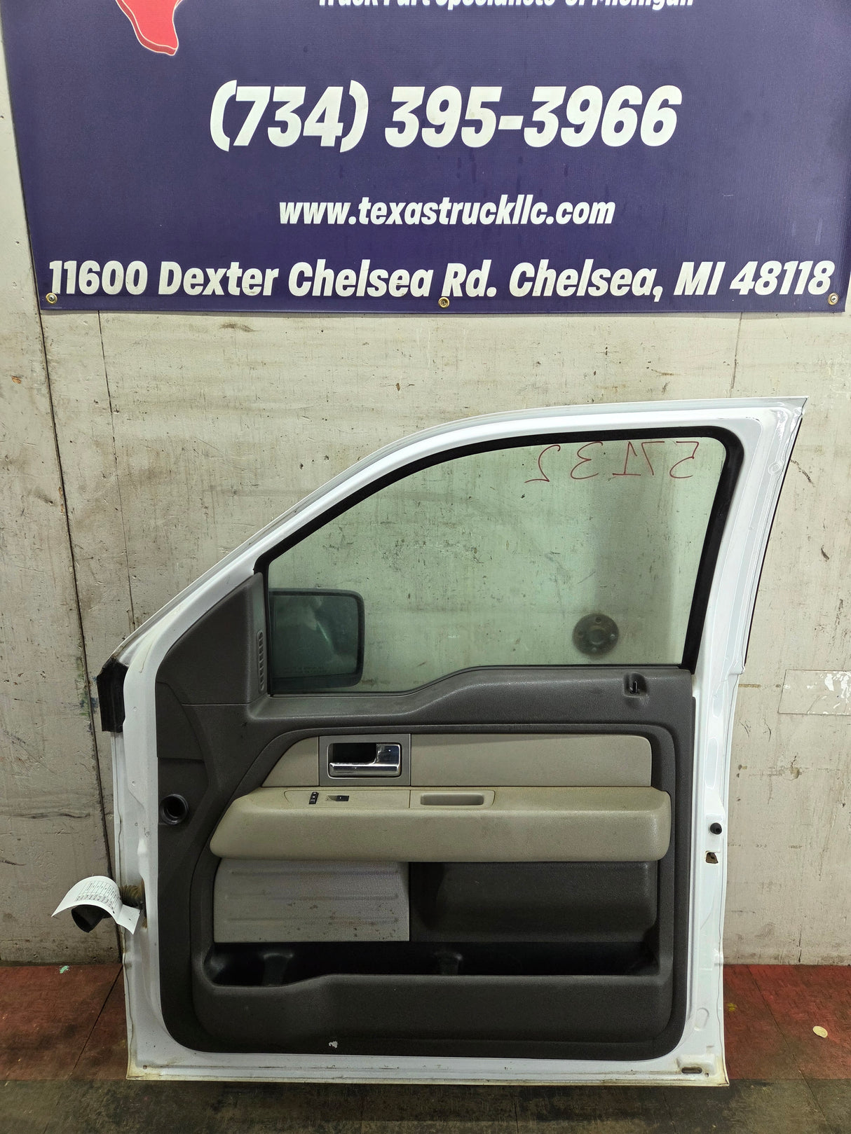 2009-2014 Ford F150 RH Passenger Side Front Door
