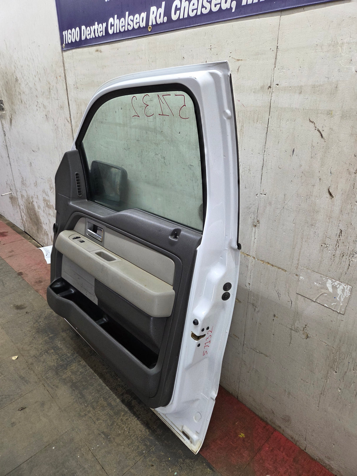 2009-2014 Ford F150 RH Passenger Side Front Door