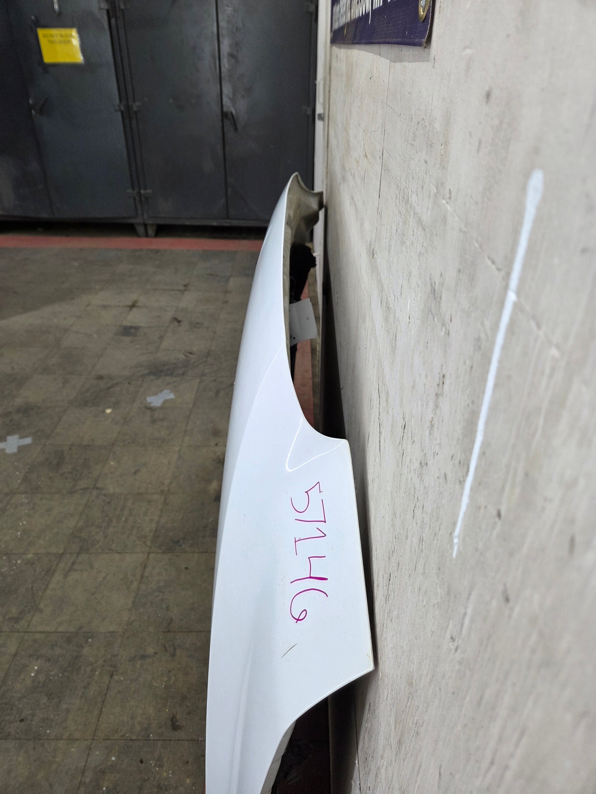 1999-2007 Ford Super Duty Hood F250 F350 F450 F550