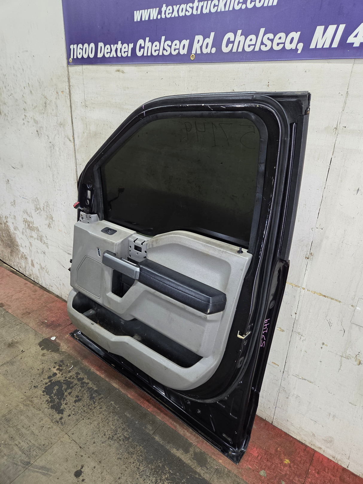2015-2022 Ford F150 / Super Duty Passenger Side Front Door RH F250 F350 F450 F550