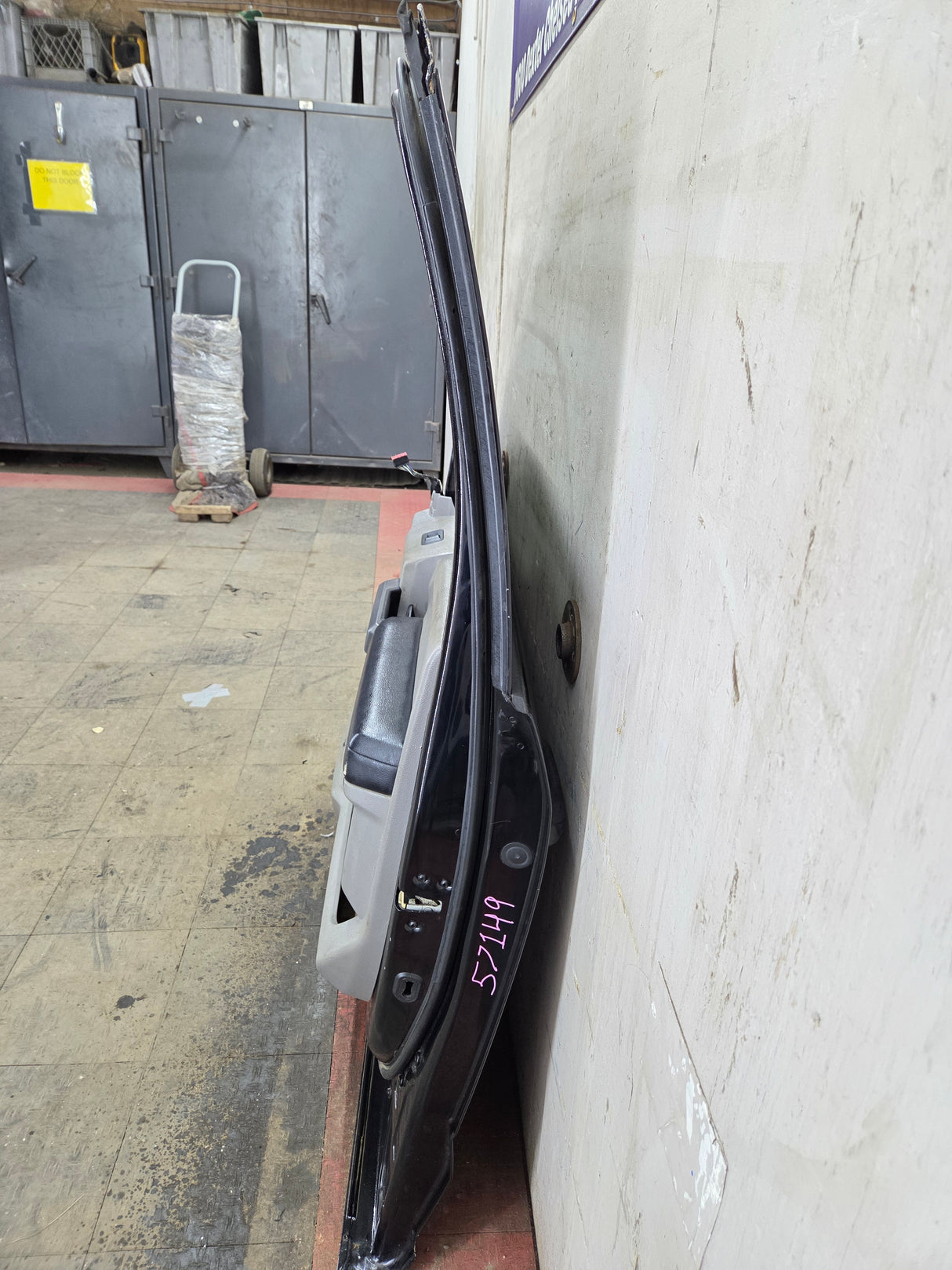2015-2022 Ford F150 / Super Duty Passenger Side Front Door RH F250 F350 F450 F550