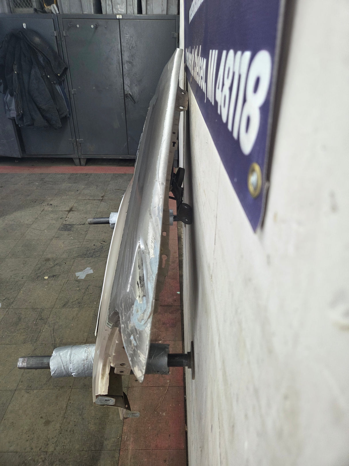 1992-1997 OBS Ford F Series F250 F350 F450 F550 PASSENGER SIDE RH FRONT FENDER