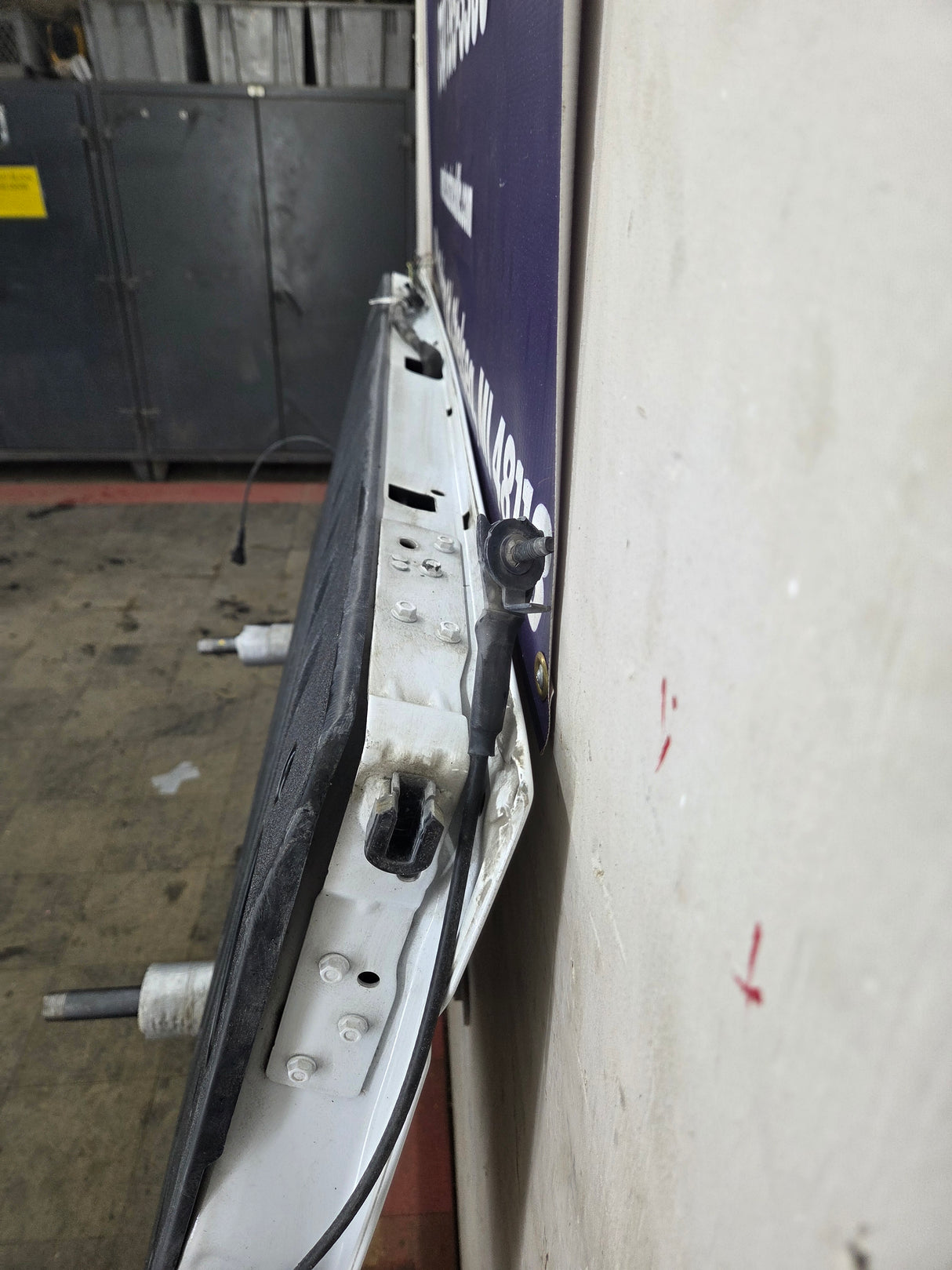 2019-2024 Chevrolet Silverado 1500 Tailgate 2020 2021 2022 2023