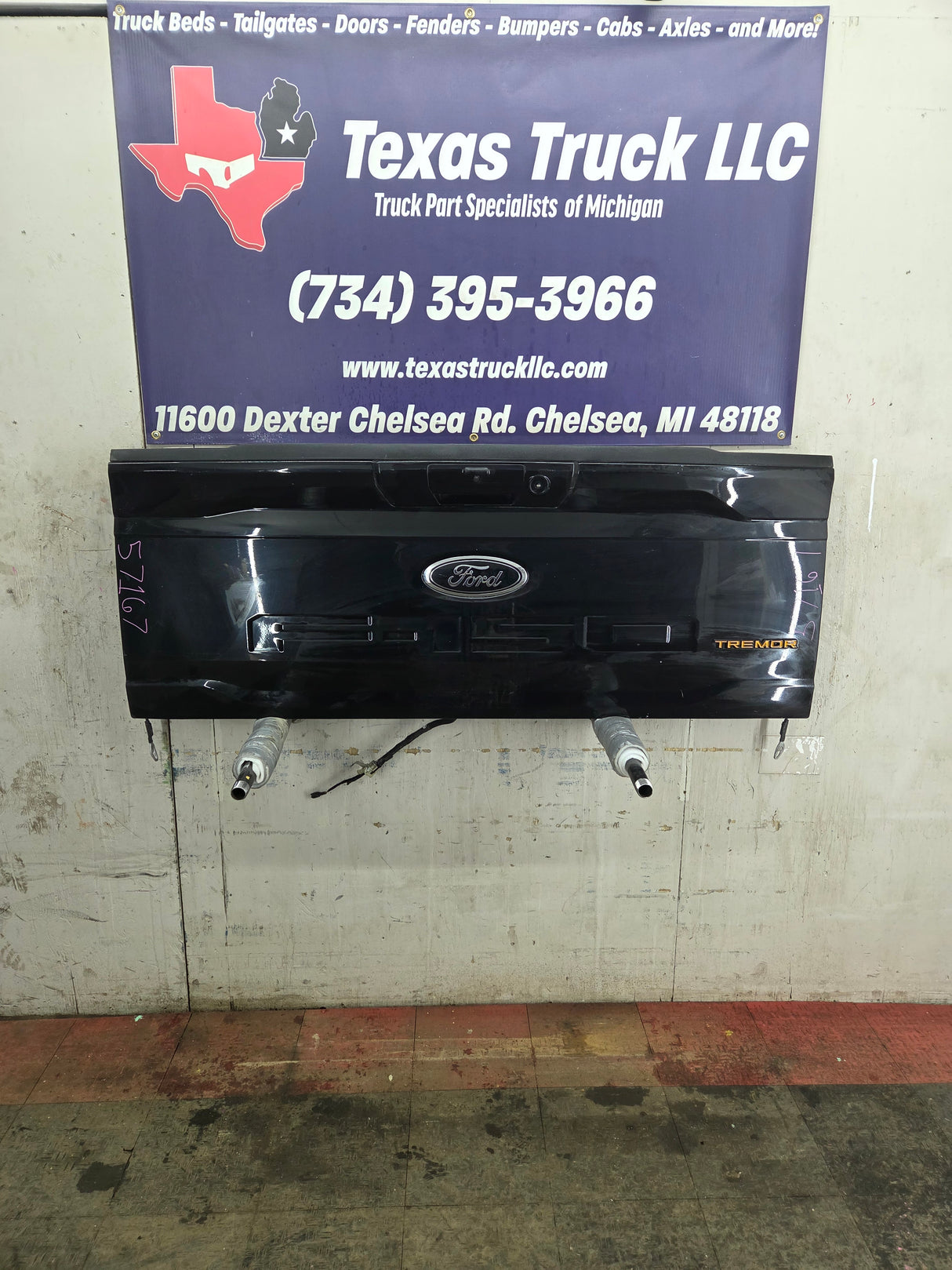 2021-2025 Ford F150 Tailgate W/Step