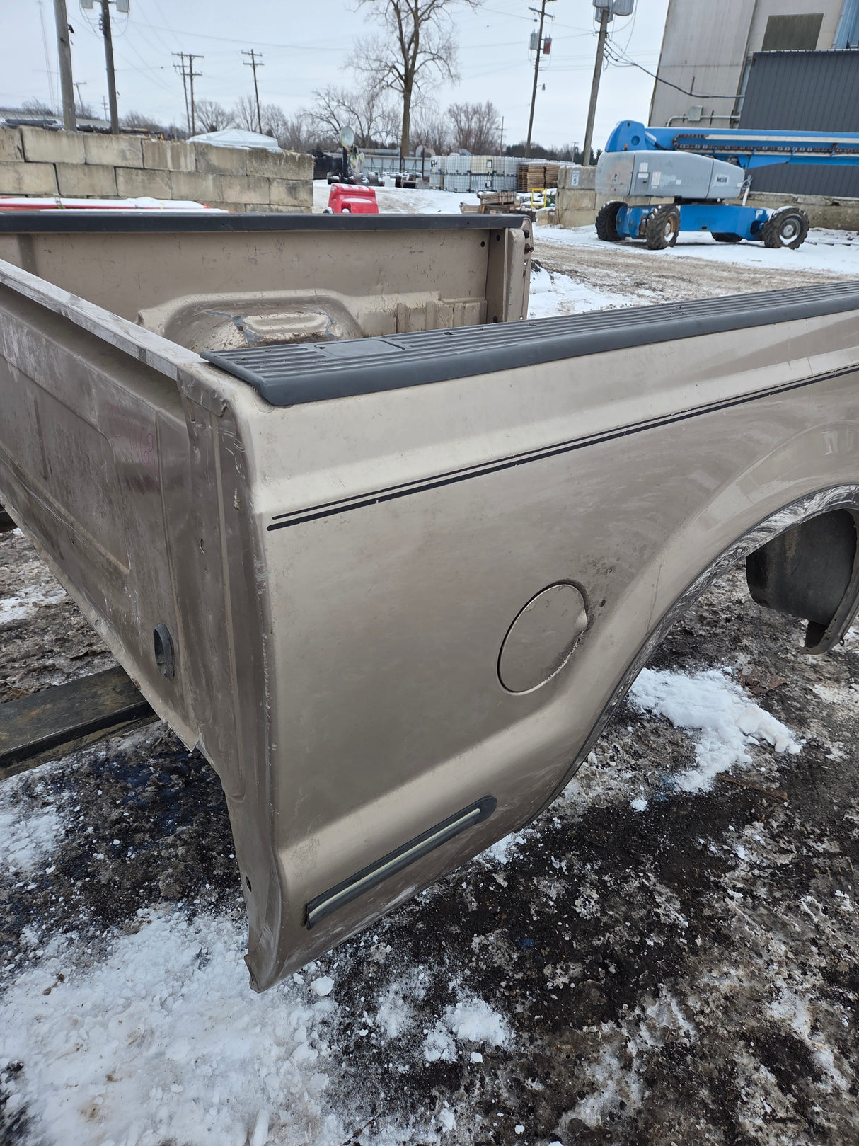 1999-2010 Ford Super Duty F250 F350 6' 9" Short Truck Bed