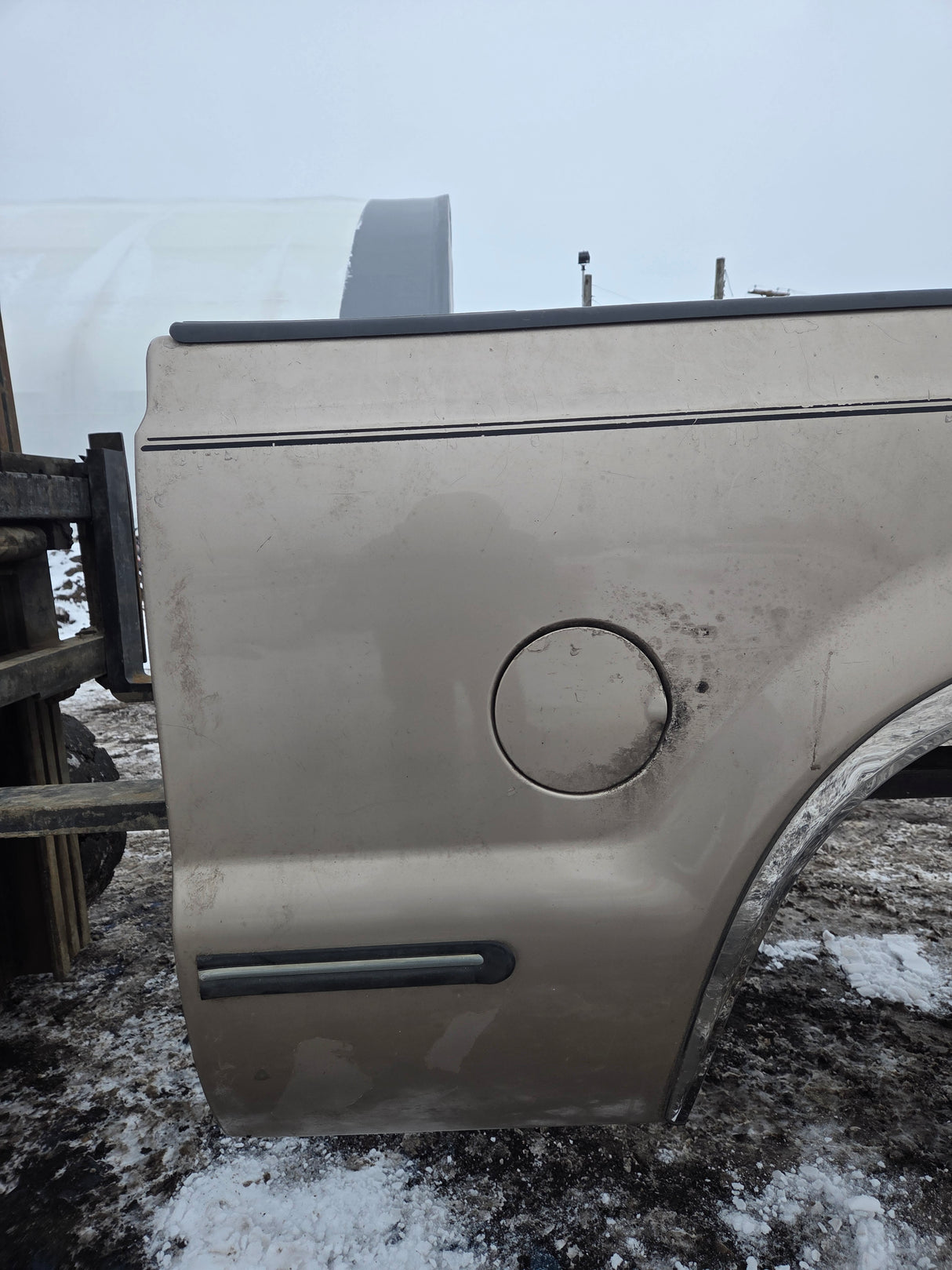 1999-2010 Ford Super Duty F250 F350 6' 9" Short Truck Bed