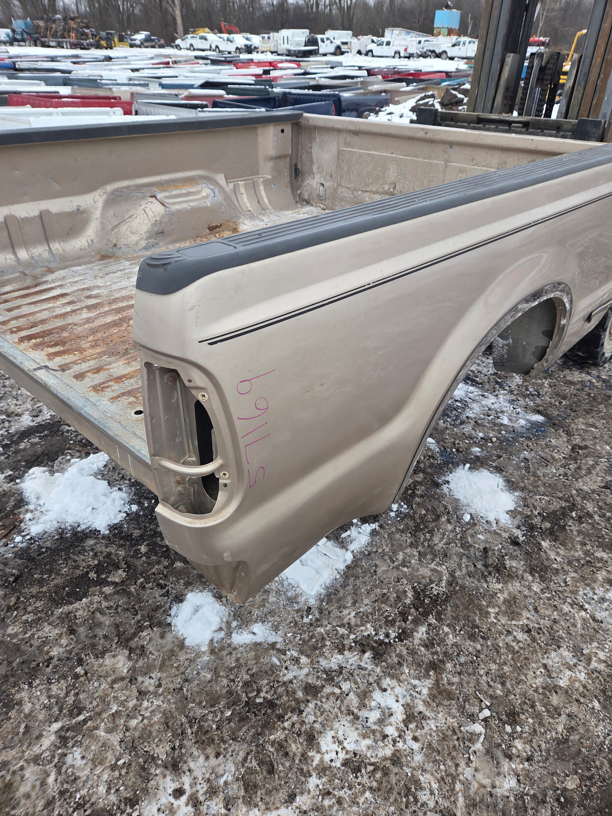 1999-2010 Ford Super Duty F250 F350 6' 9" Short Truck Bed