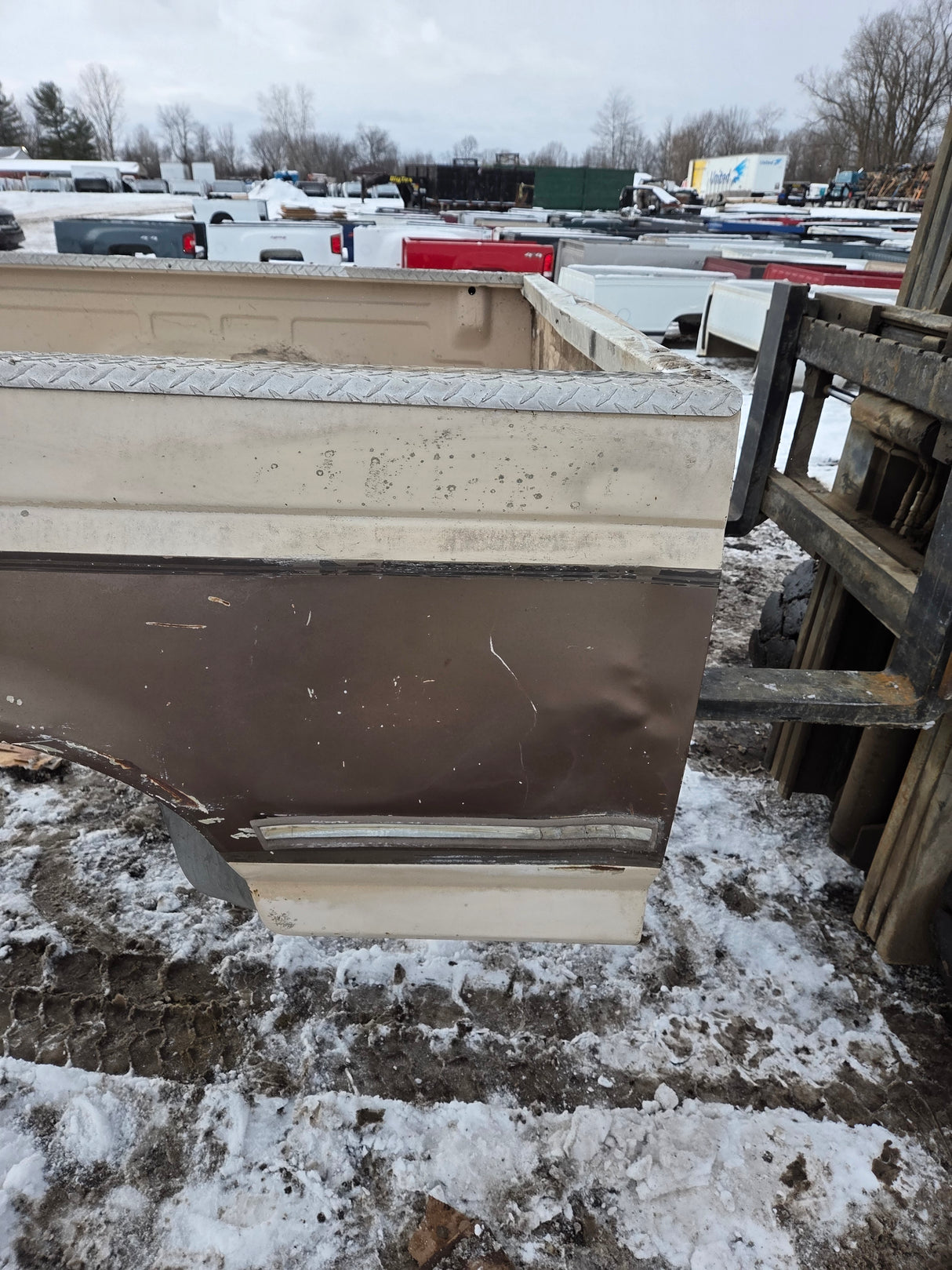 1987-1997 Ford F150 F250 F350 OBS 6' 9" Short Truck Bed