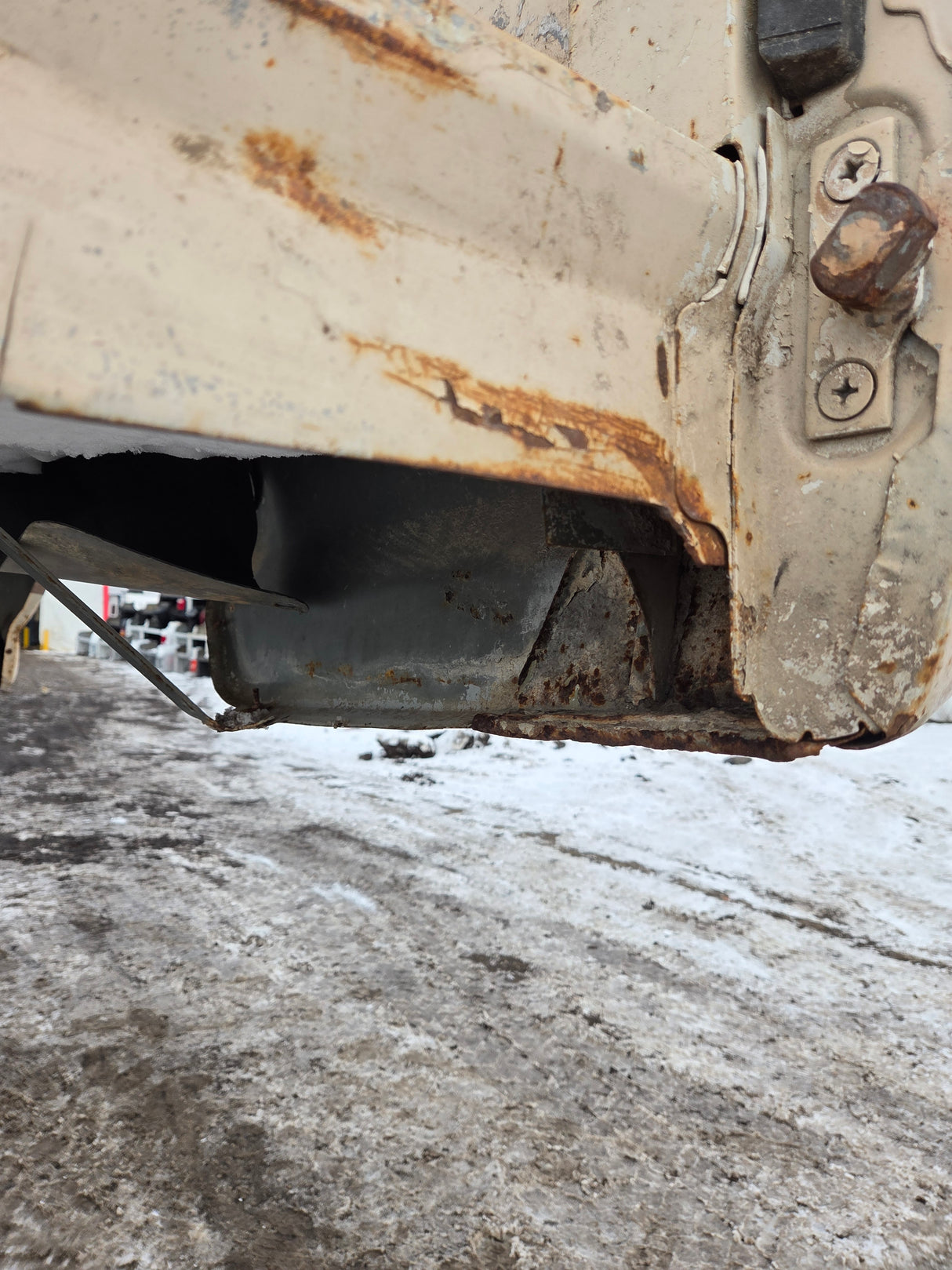 1987-1997 Ford F150 F250 F350 OBS 6' 9" Short Truck Bed