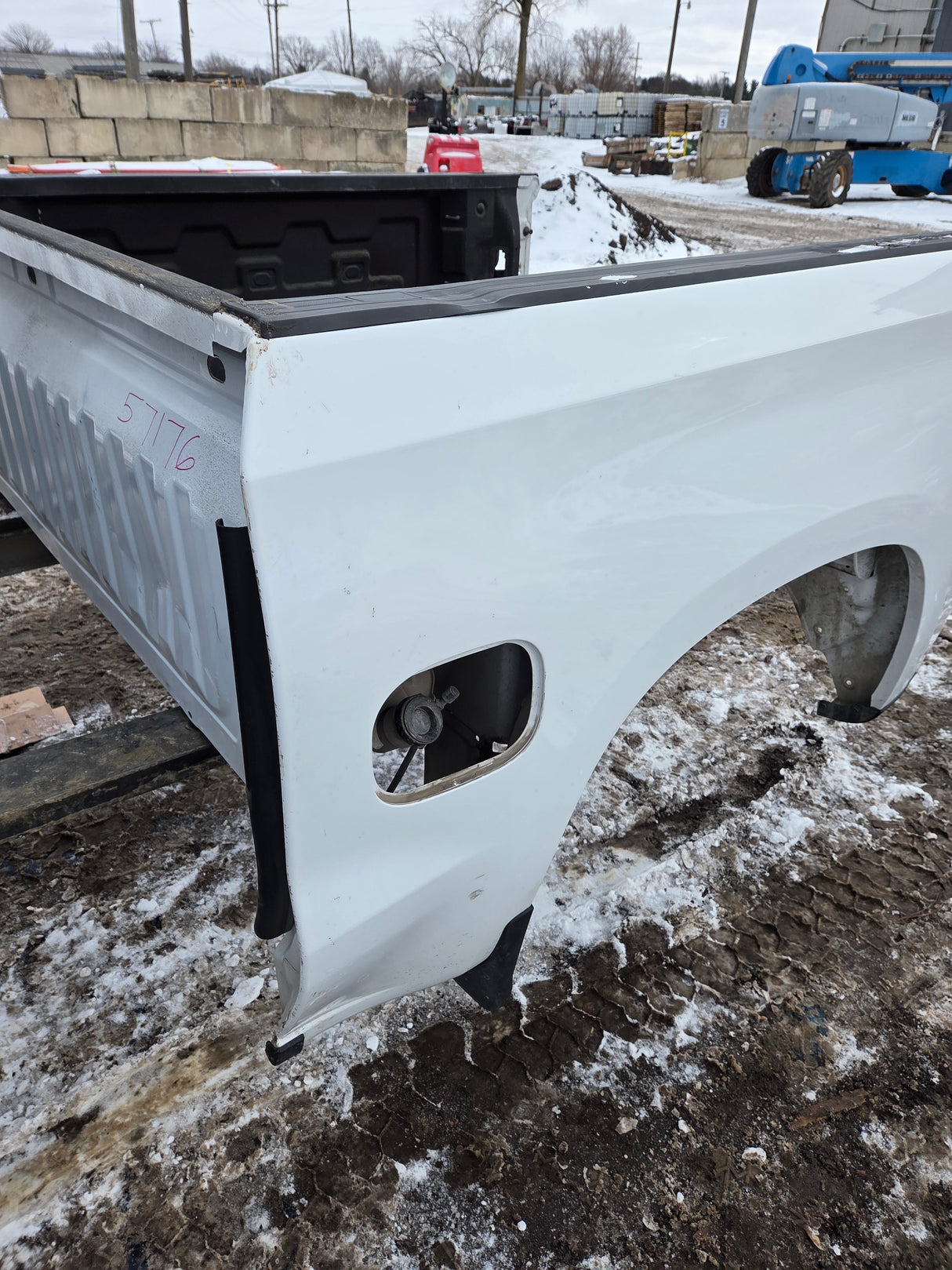 2019-2025 Chevrolet Silverado 1500 5'9" Short Truck Bed