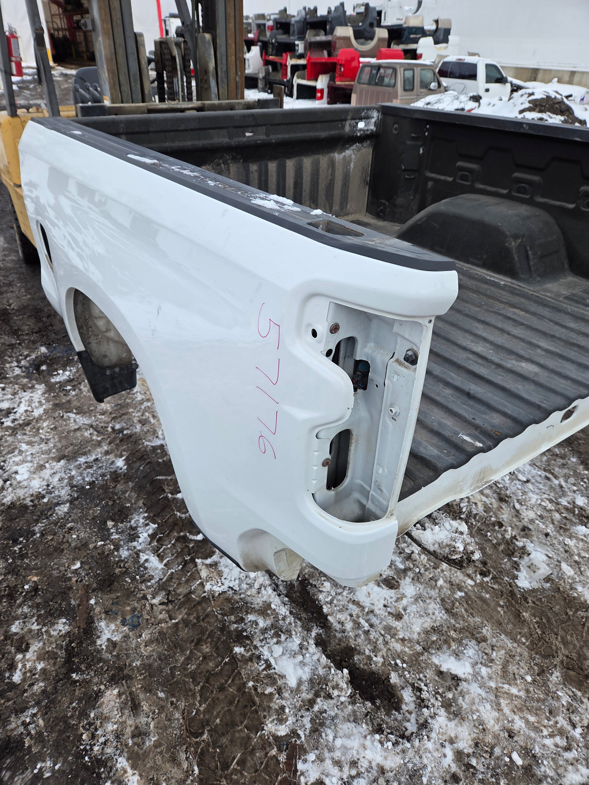 2019-2025 Chevrolet Silverado 1500 5'9" Short Truck Bed