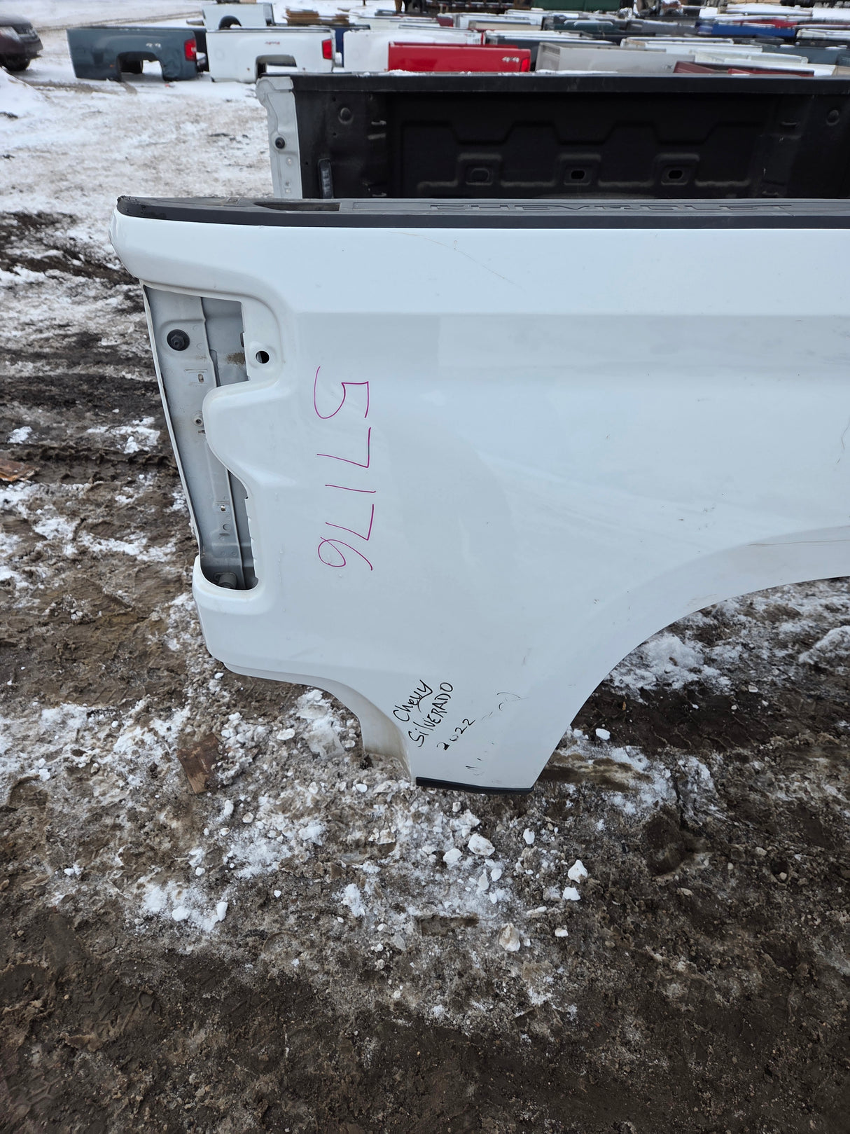 2019-2025 Chevrolet Silverado 1500 5'9" Short Truck Bed
