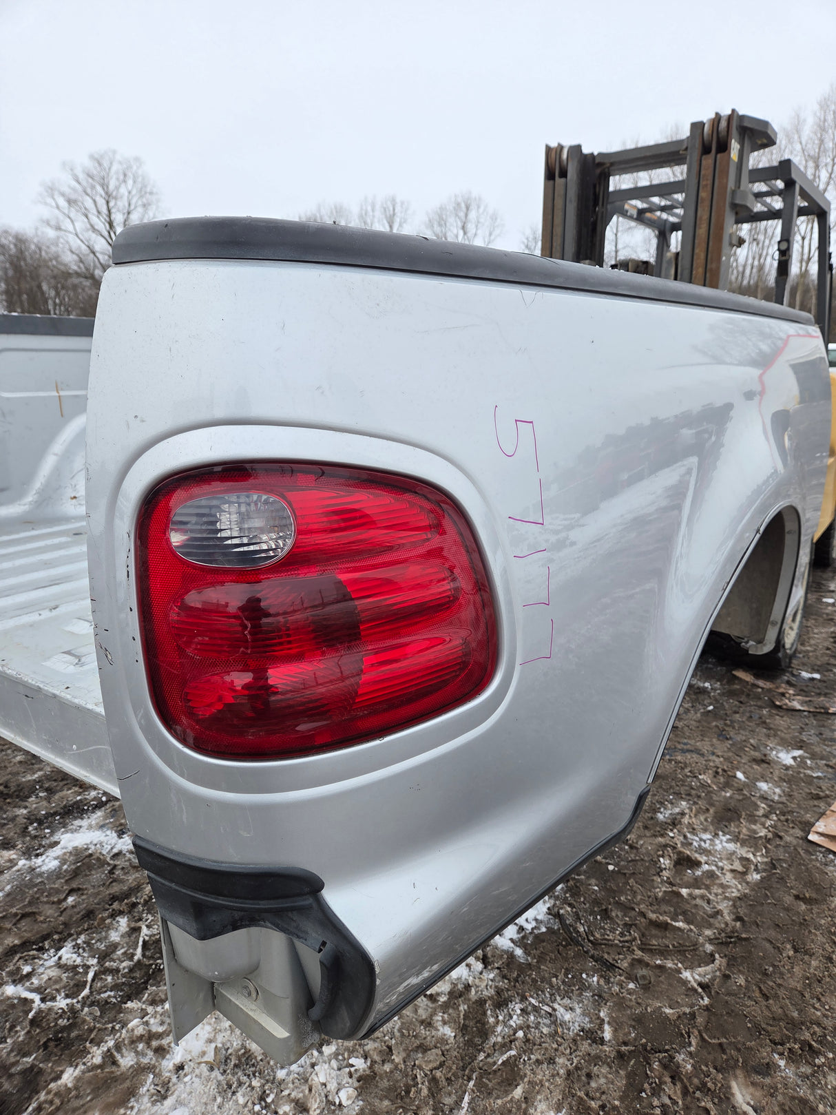 1997-2003 Ford F150 5' 6" Short Truck Bed