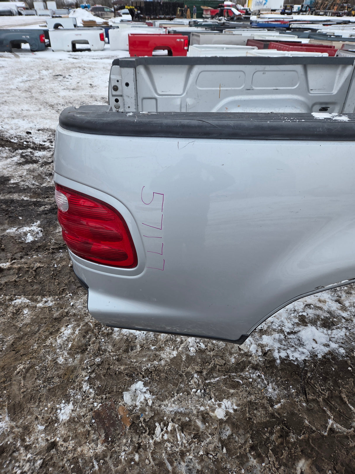 1997-2003 Ford F150 5' 6" Short Truck Bed