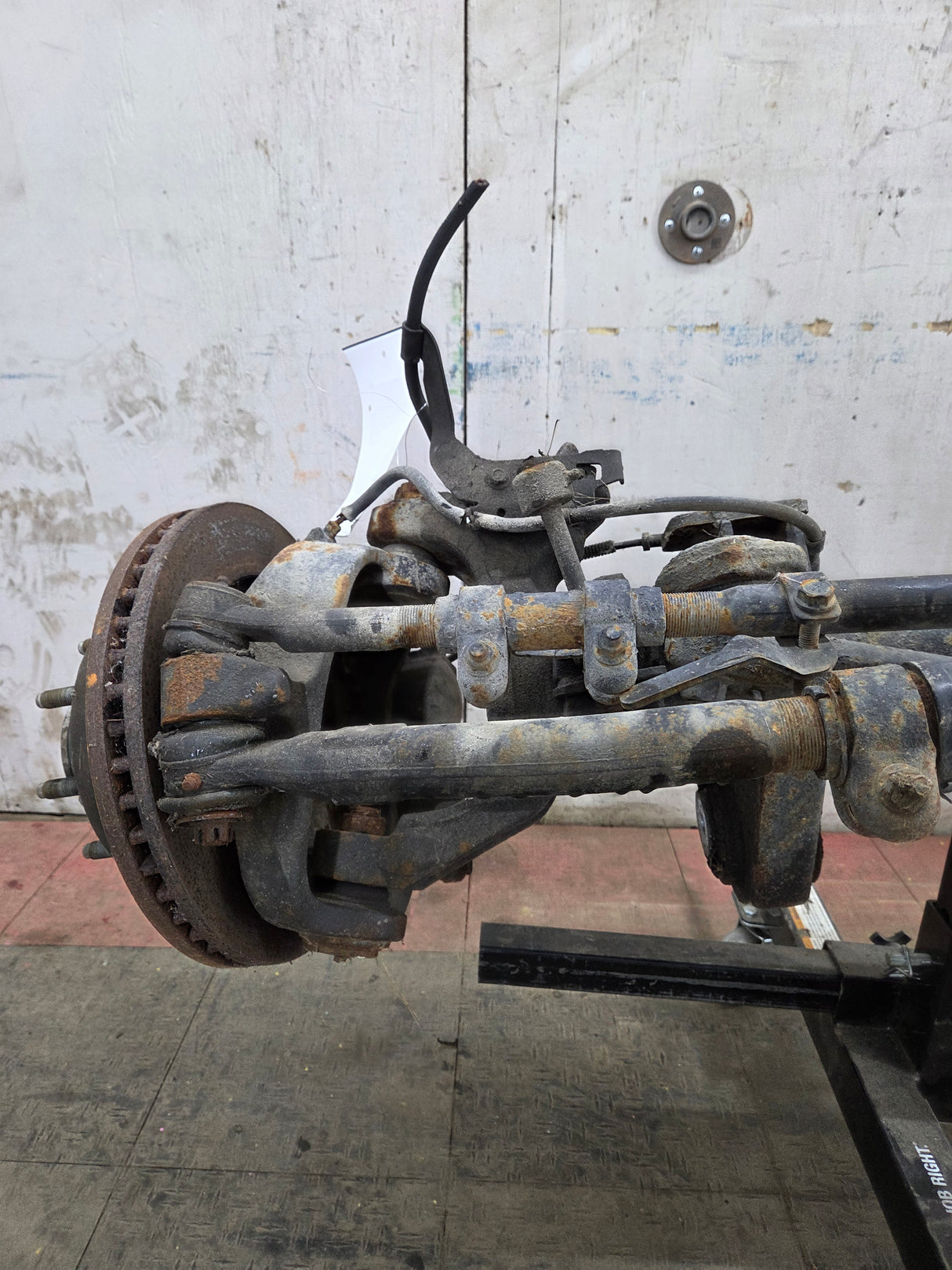 2011-2012 Ford Super Duty F250 F350 Front Axle 3.55 Gear Ratio 184K MILES