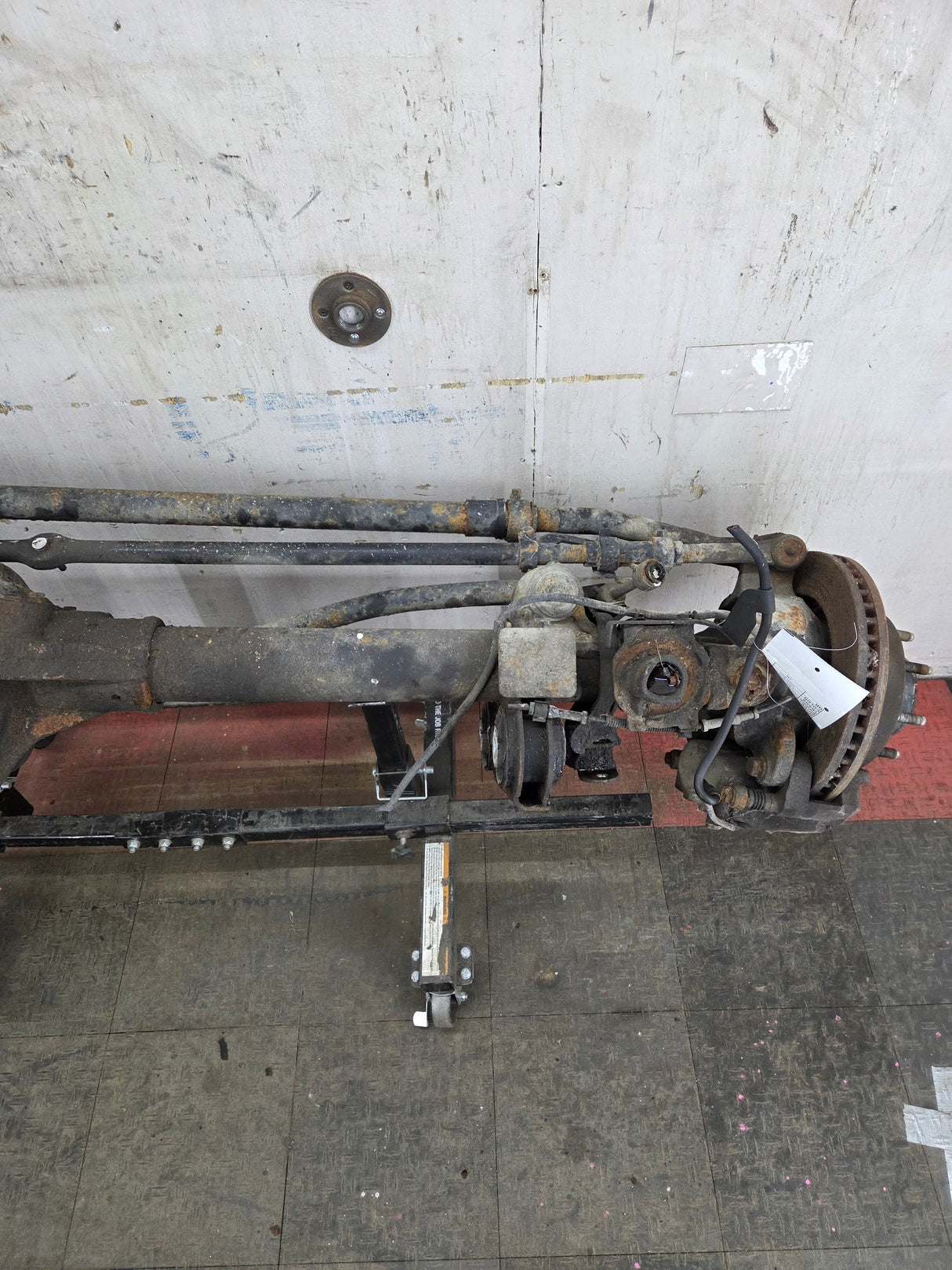 2011-2012 Ford Super Duty F250 F350 Front Axle 3.55 Gear Ratio 184K MILES