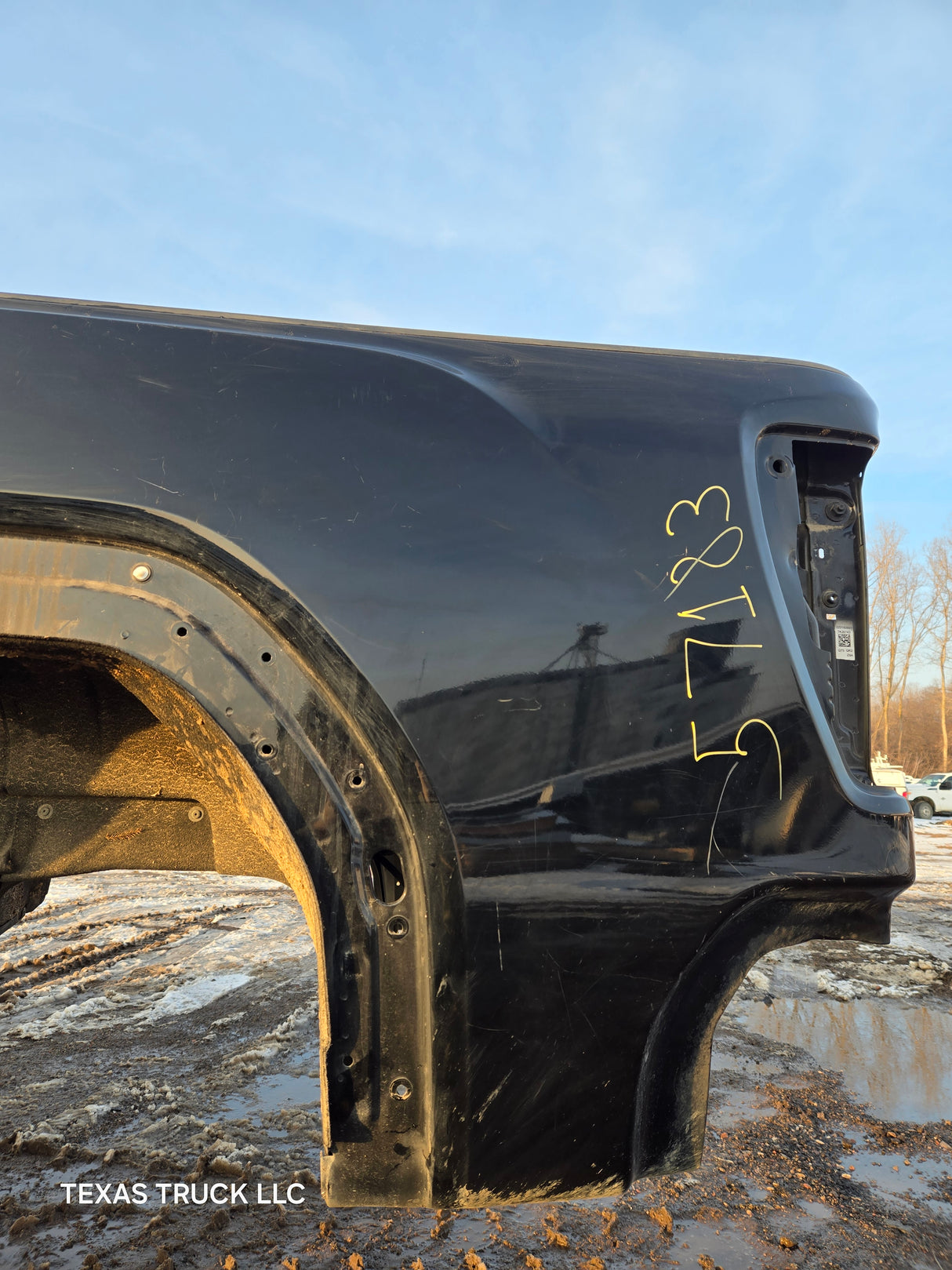 2019-2025 GMC Sierra 2500 3500 HD 6' 6" Short Truck Bed - Black