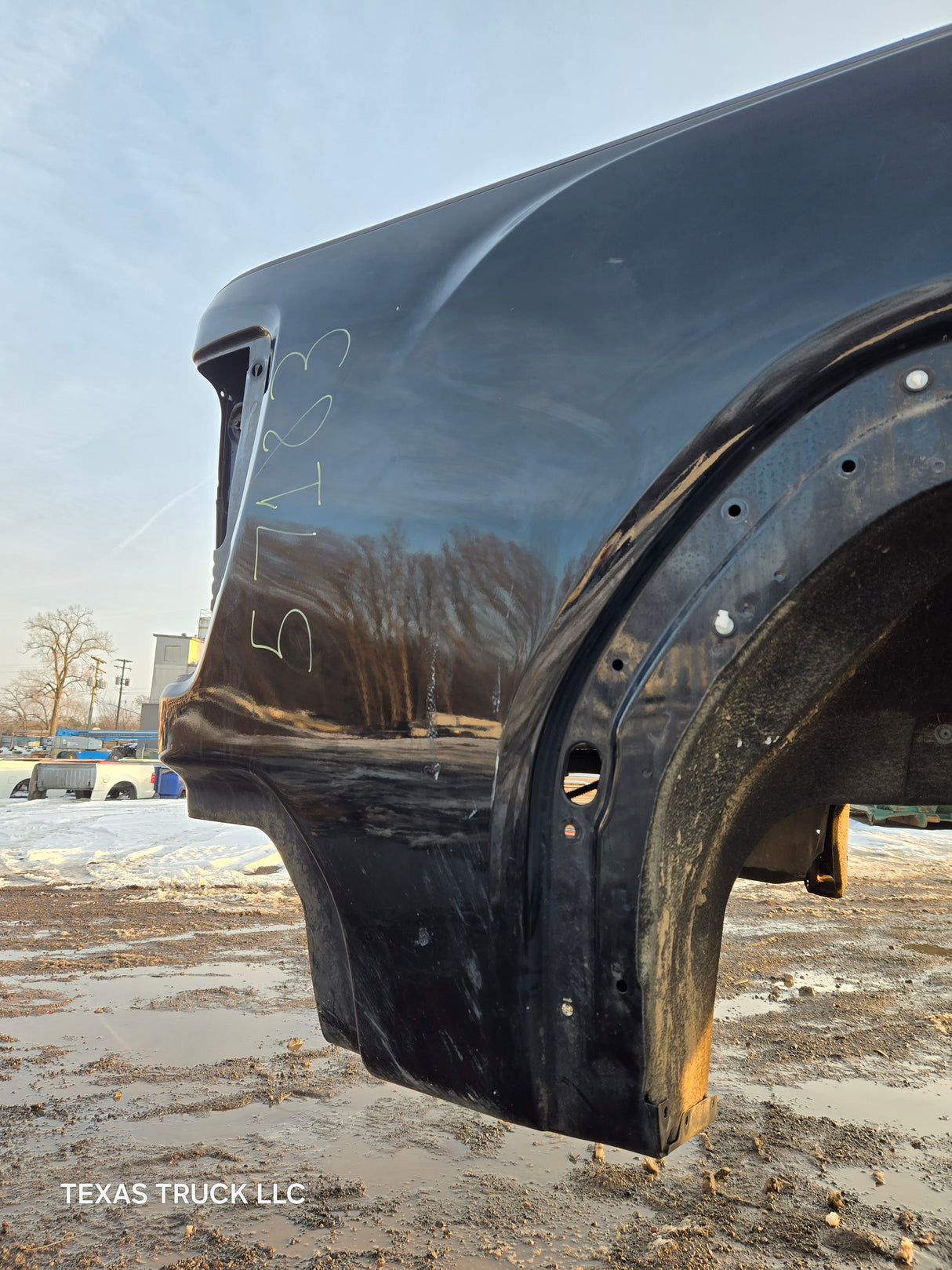 2019-2025 GMC Sierra 2500 3500 HD 6' 6" Short Truck Bed - Black