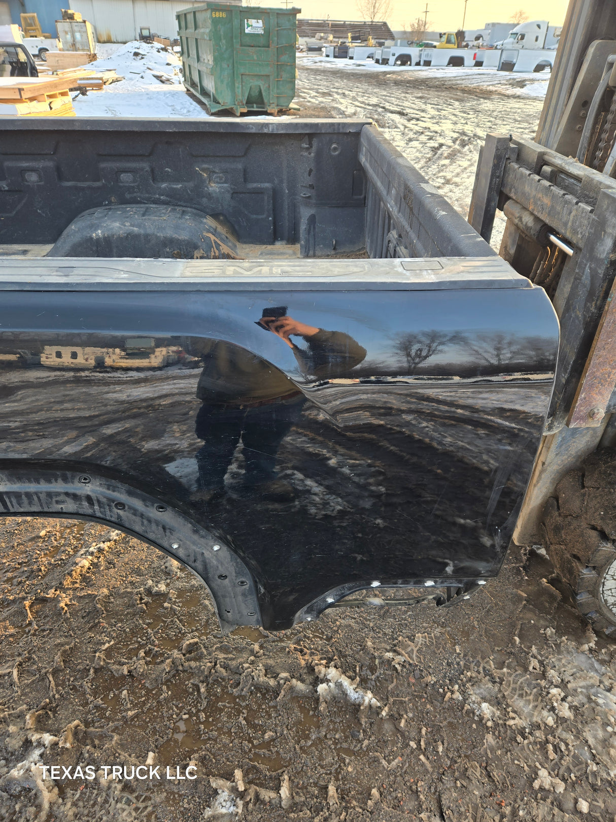 2019-2025 GMC Sierra 2500 3500 HD 6' 6" Short Truck Bed - Black