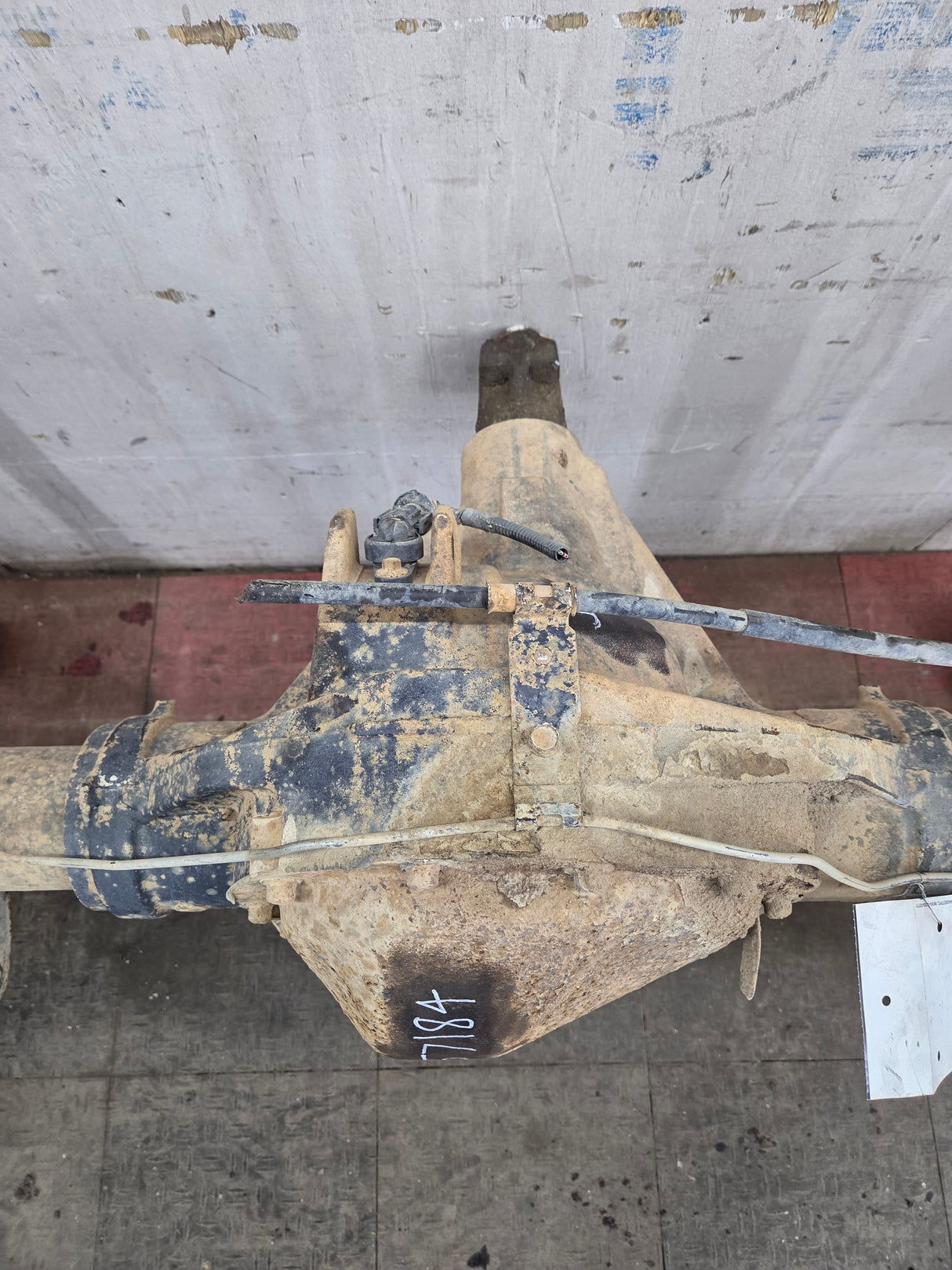 1999-2001 Ford Super Duty F250 F350 SRW Rear Axle 3.73 Ratio