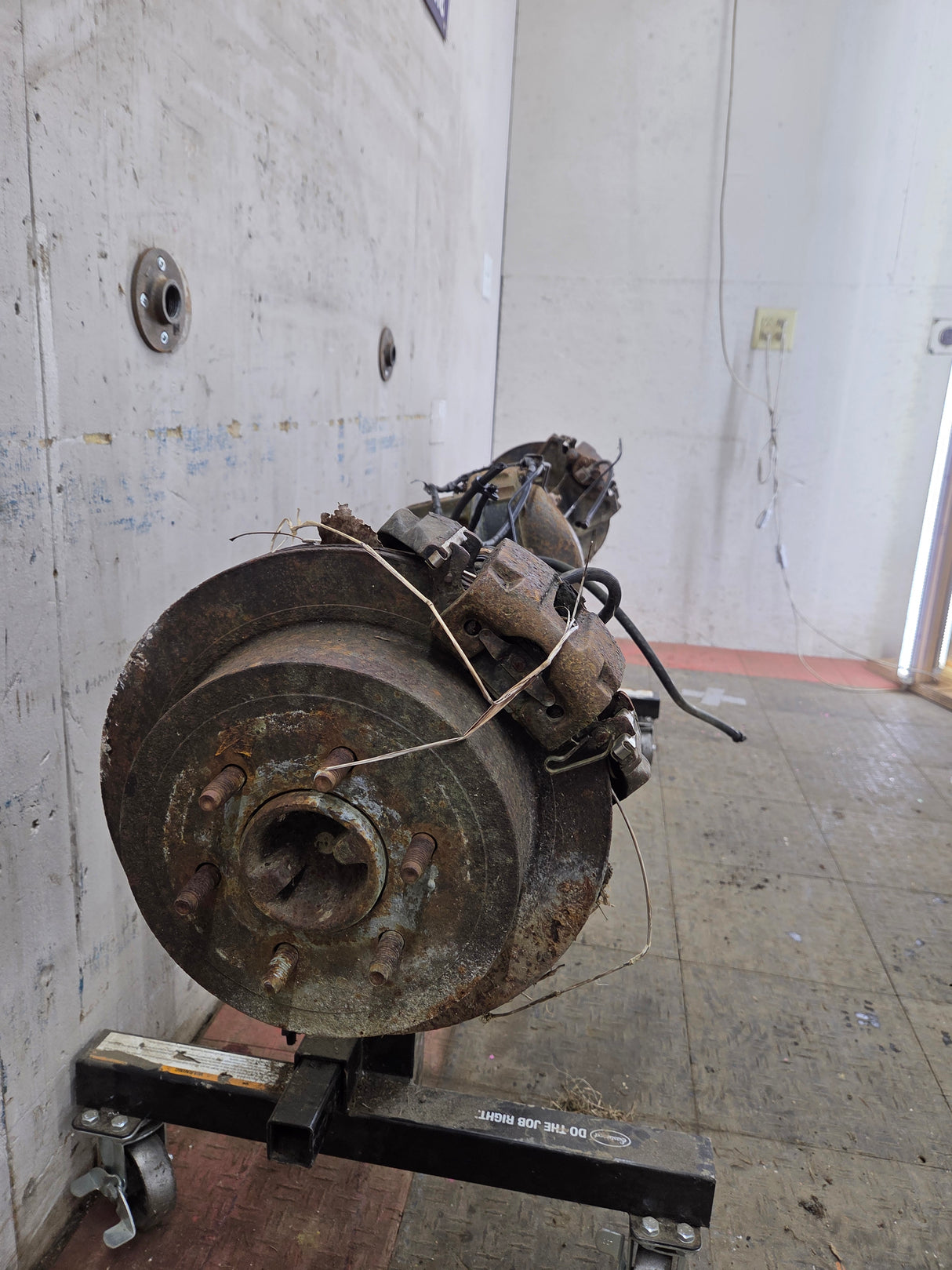 2004-2008 Ford F150 9.75" Rear Axle 3.55 Gear Ratio