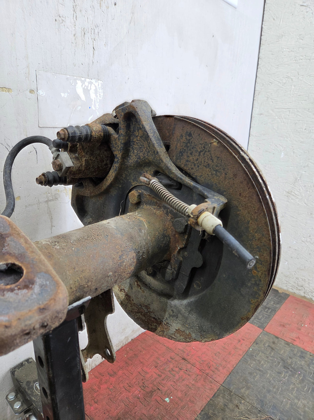 2004-2008 Ford F150 9.75" Rear Axle 3.55 Gear Ratio