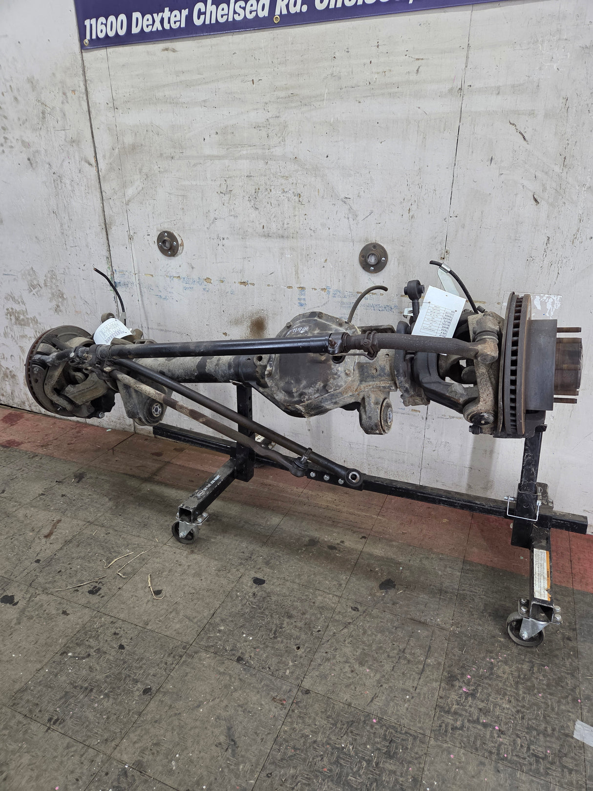 2008-2010 Ford Super Duty F250 F350 FRONT Axle 3.73 SRW