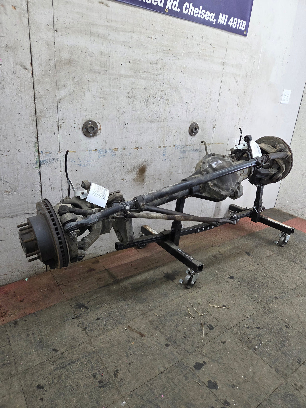 2008-2010 Ford Super Duty F250 F350 FRONT Axle 3.73 SRW
